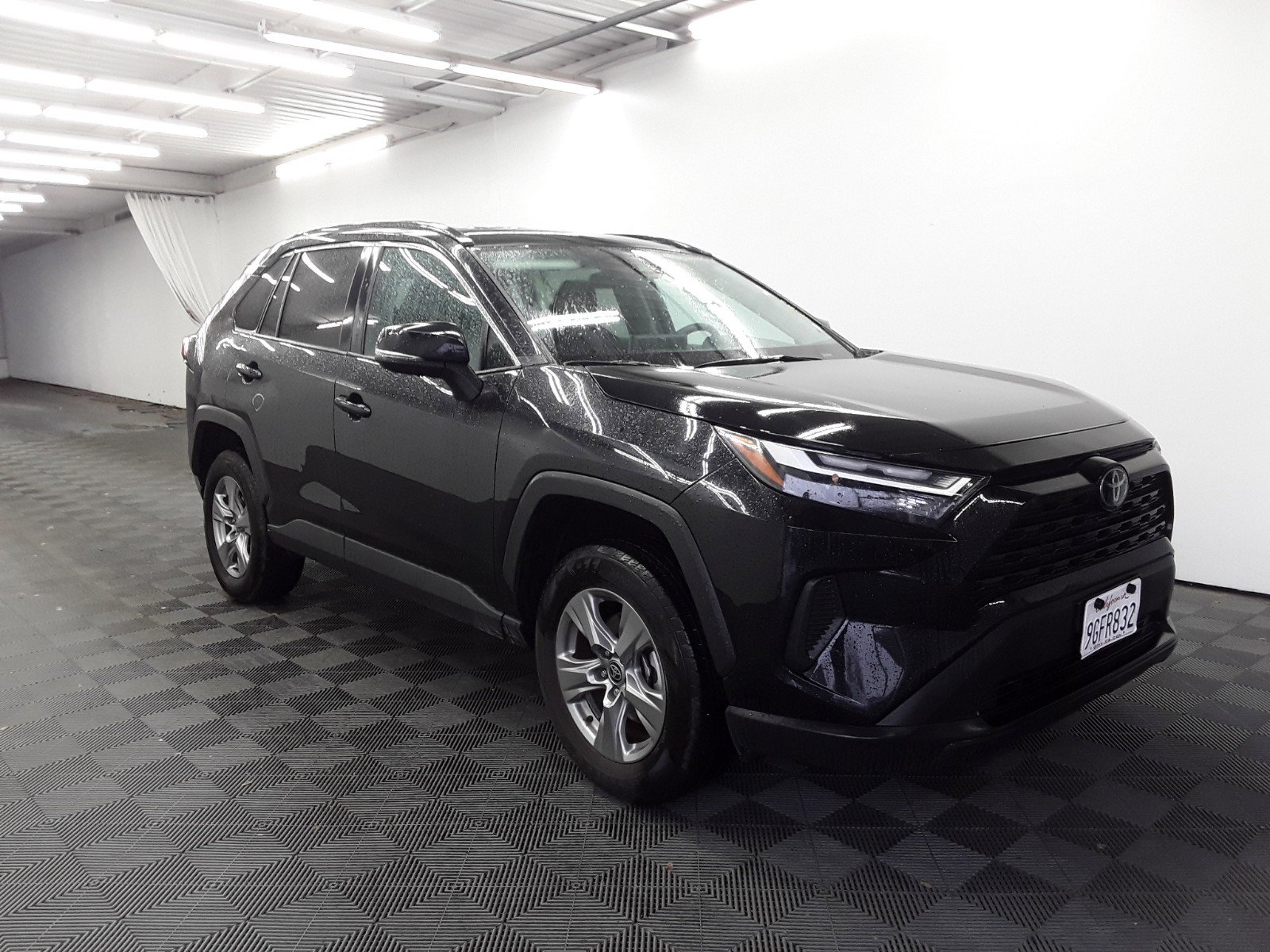 2023 Toyota RAV4 XLE FWD