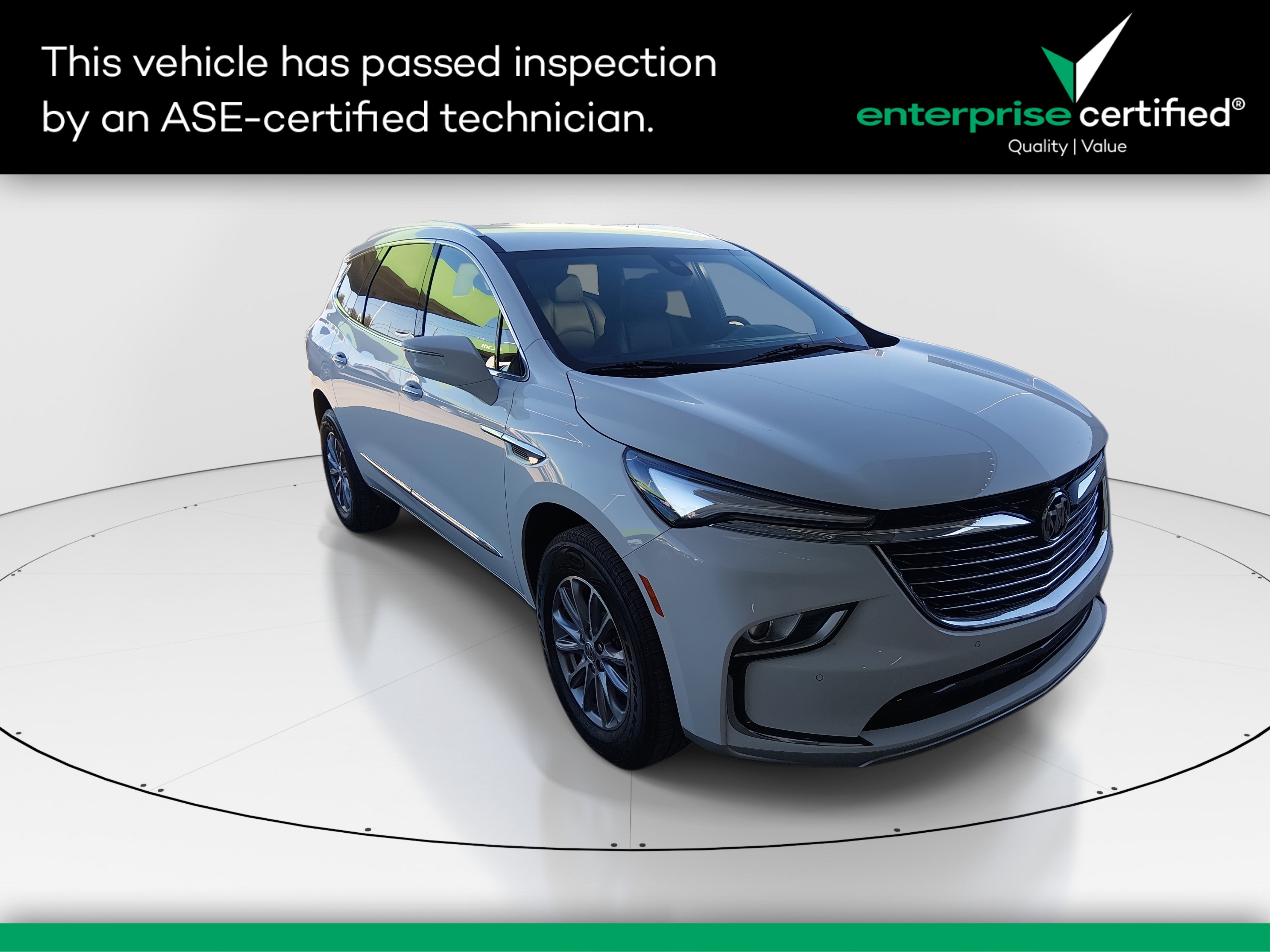 2023 Buick Enclave Essence's photo