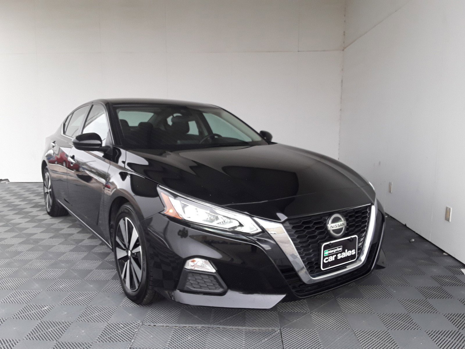 2022 Nissan Altima 2.5 SV Sedan