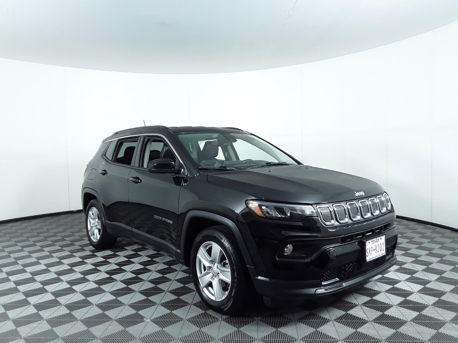 2022 Jeep Compass Latitude FWD