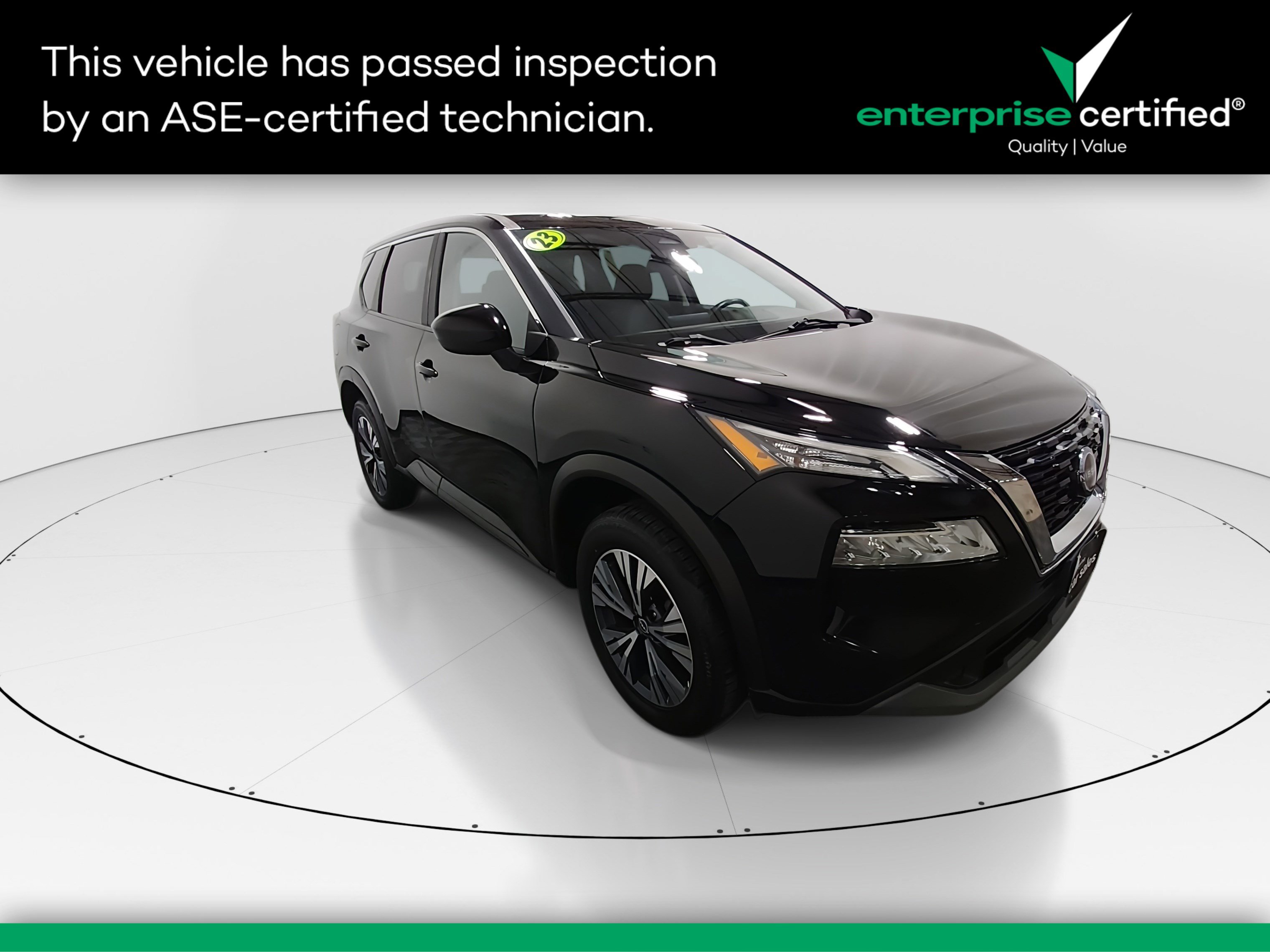 2023 Nissan Rogue SV's photo