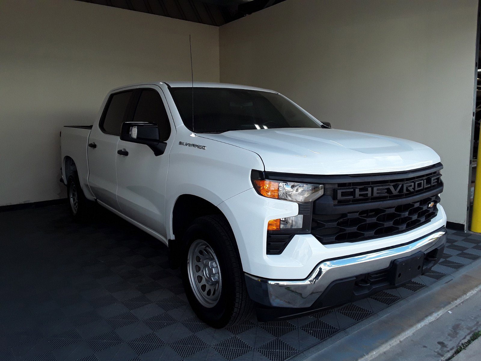 2022 Chevrolet Silverado 1500 Work Truck 2WD Crew Cab 147