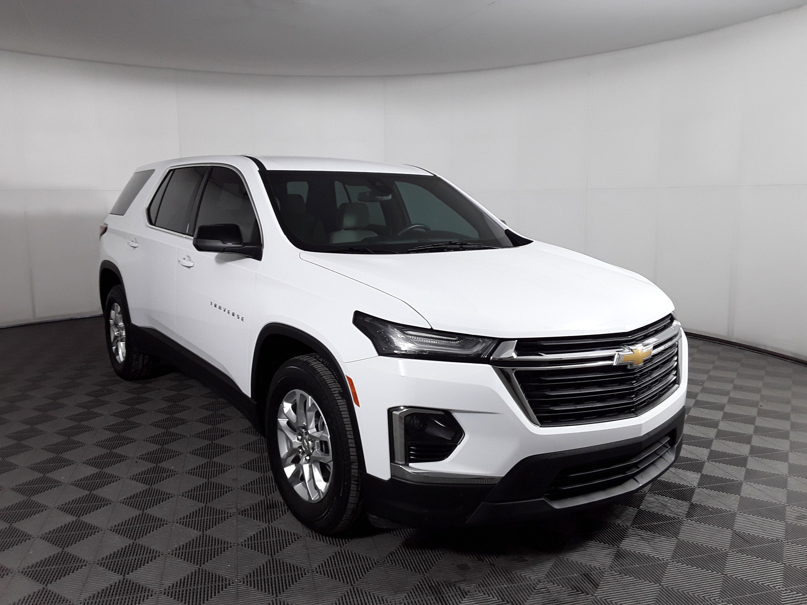 2023 Chevrolet Traverse AWD 4dr LS w/1LS