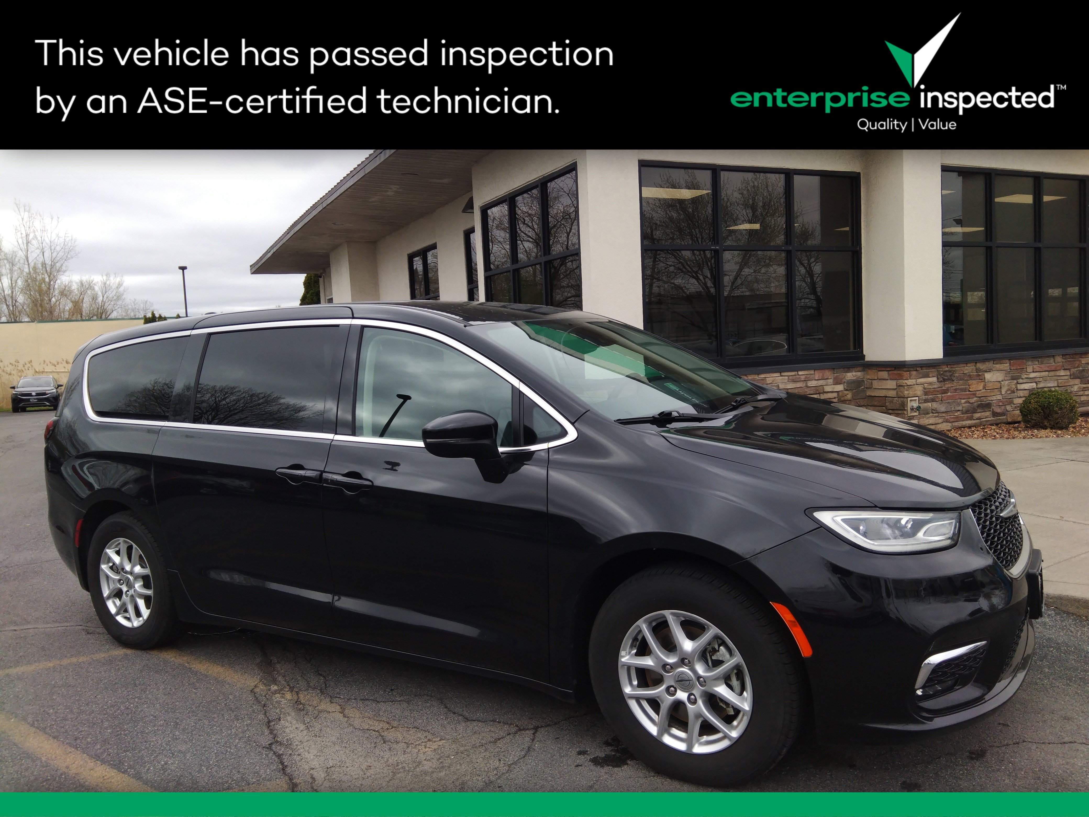 2023 Chrysler Pacifica Touring L FWD