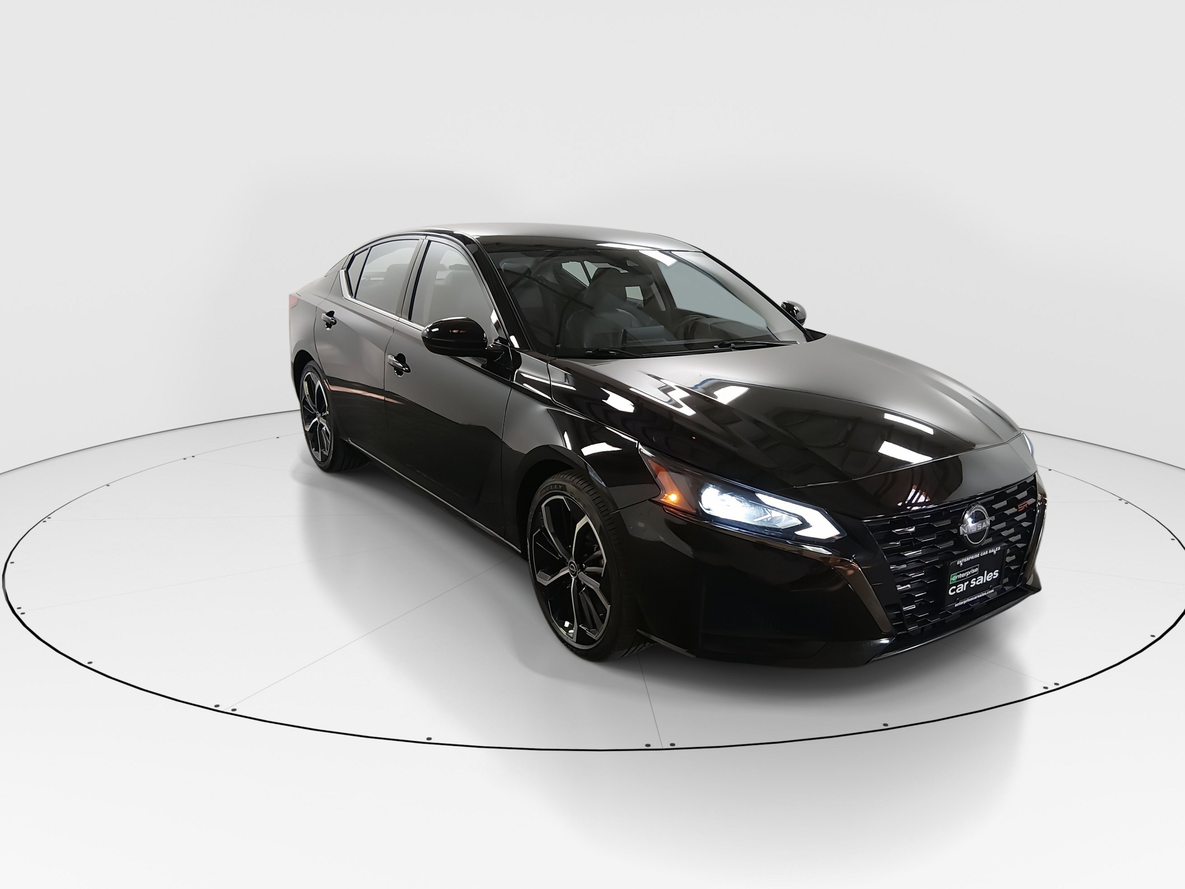 Used 2024 Nissan Altima 2.5 SR Sedan