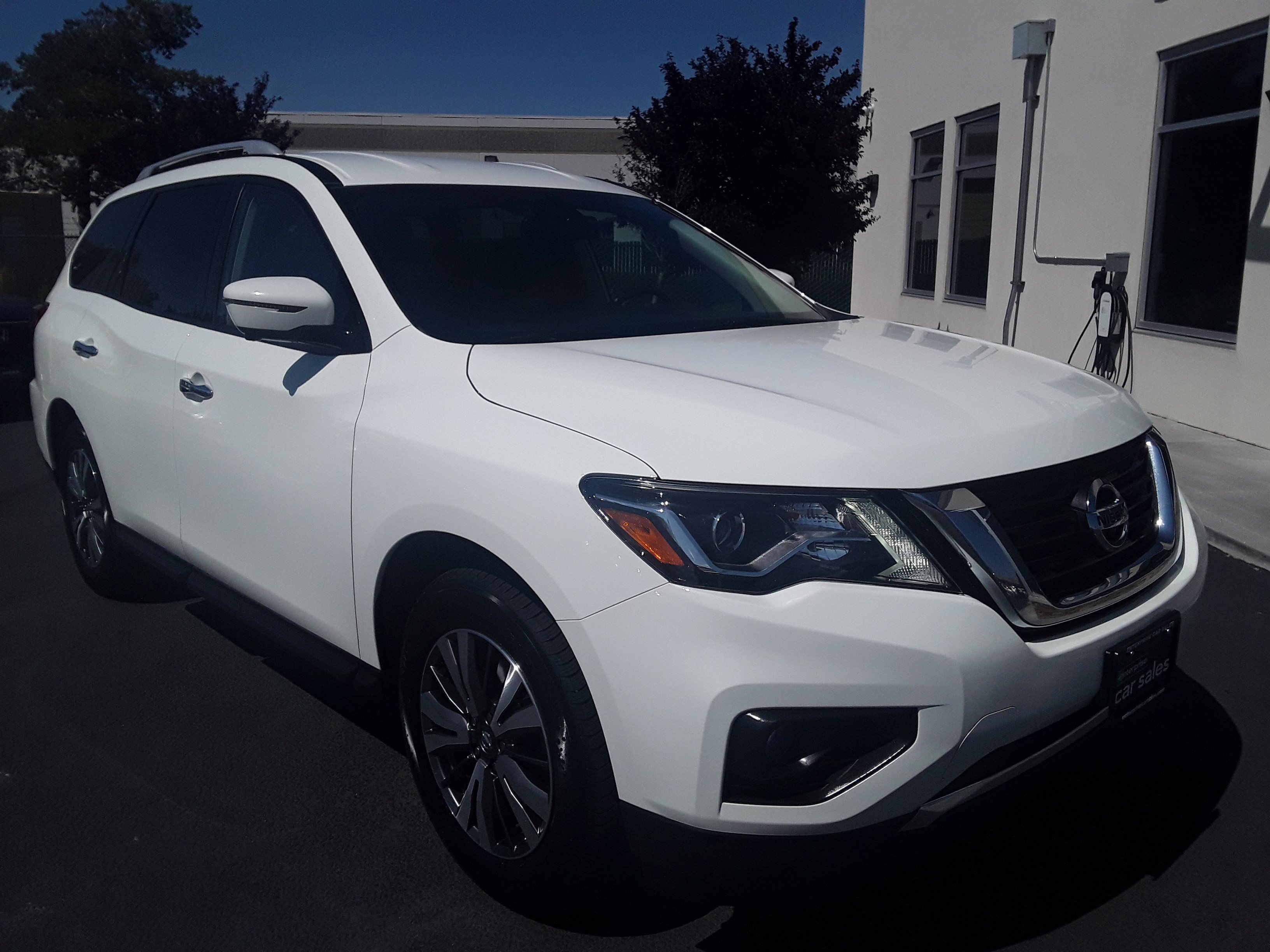 2020 Nissan Pathfinder 4x4 SL