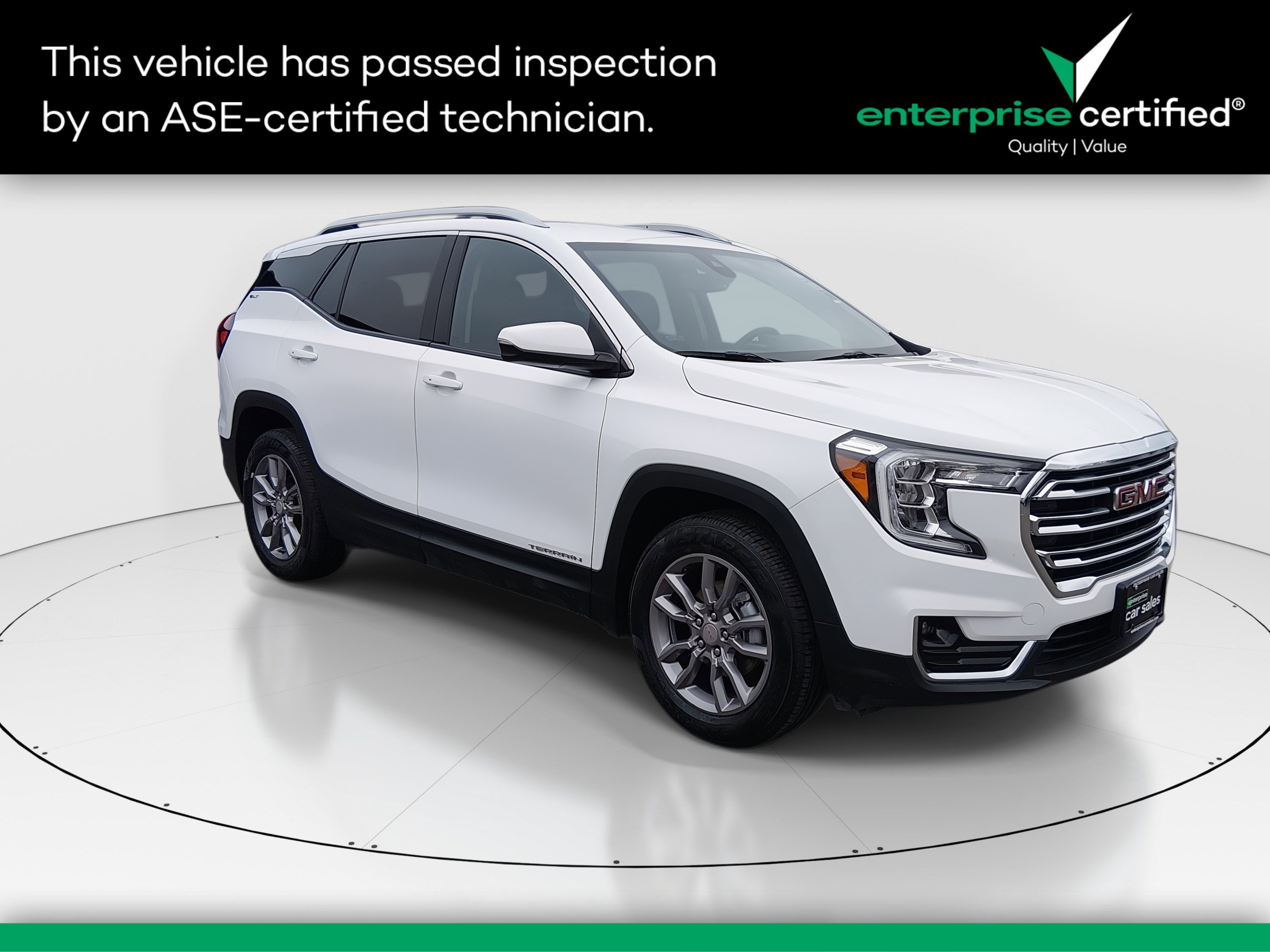 2024 GMC Terrain SLT's photo