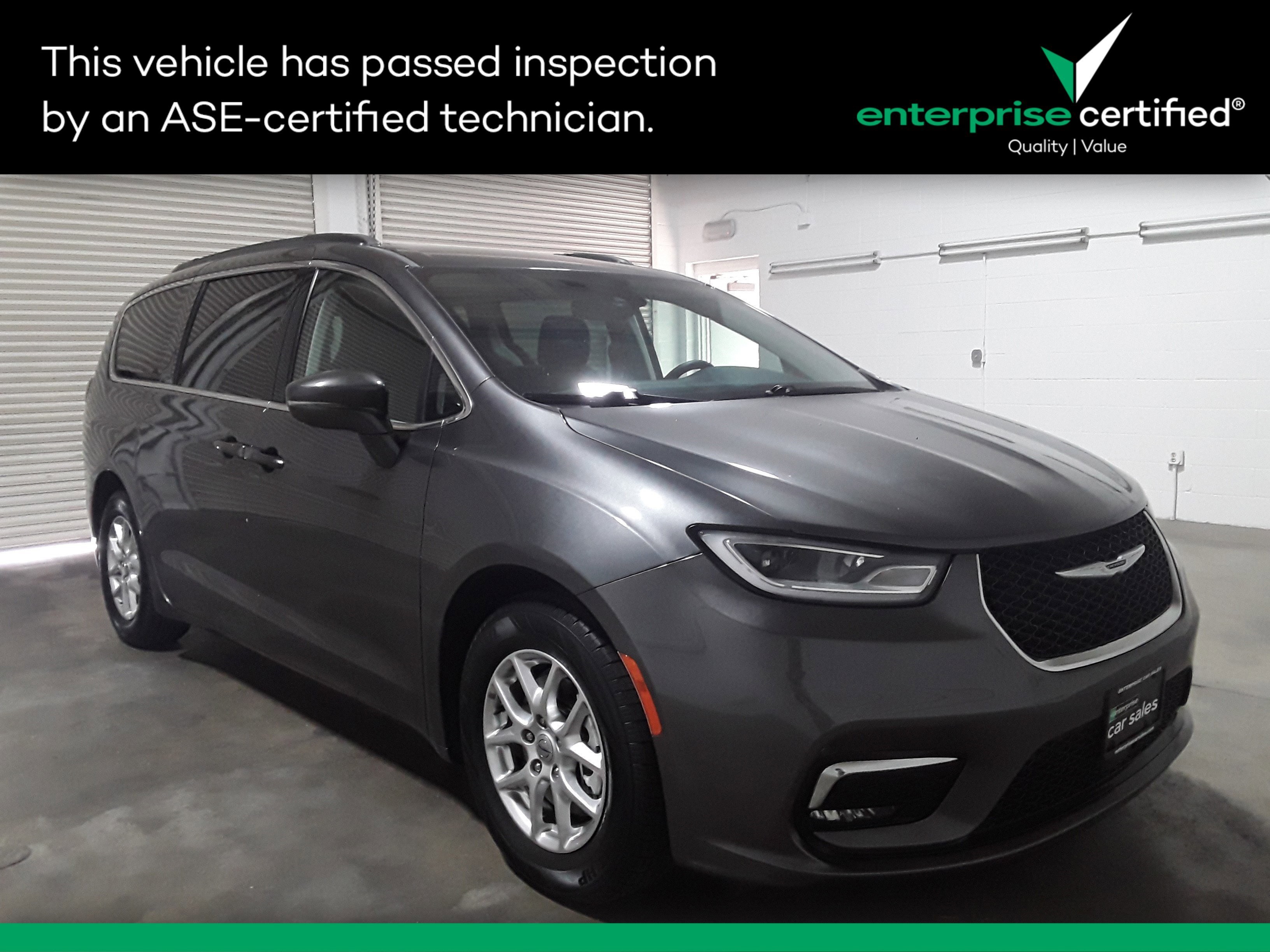 Used 2022 Chrysler Pacifica Touring L FWD