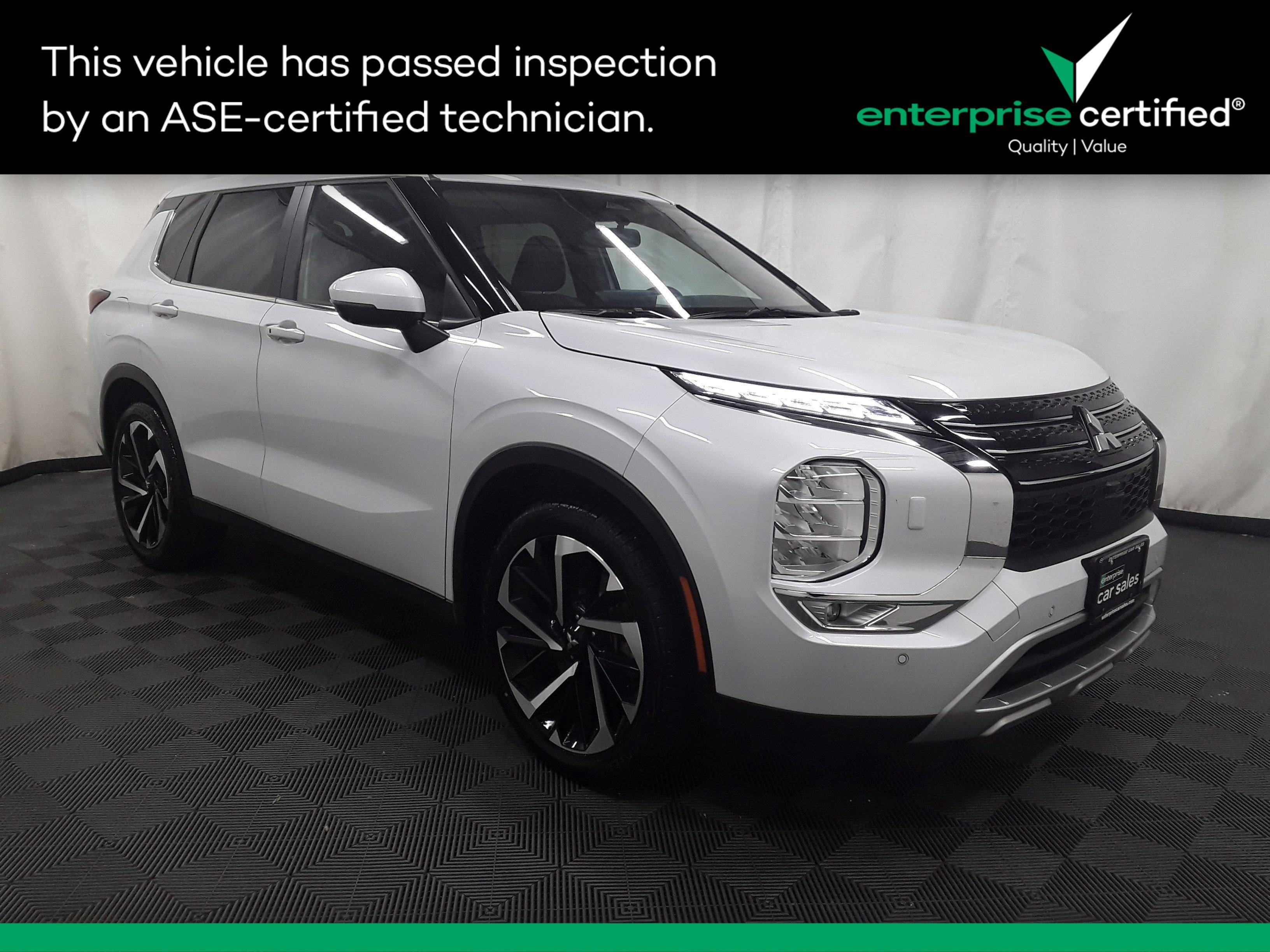 Used 2024 Mitsubishi Outlander SE S-AWC