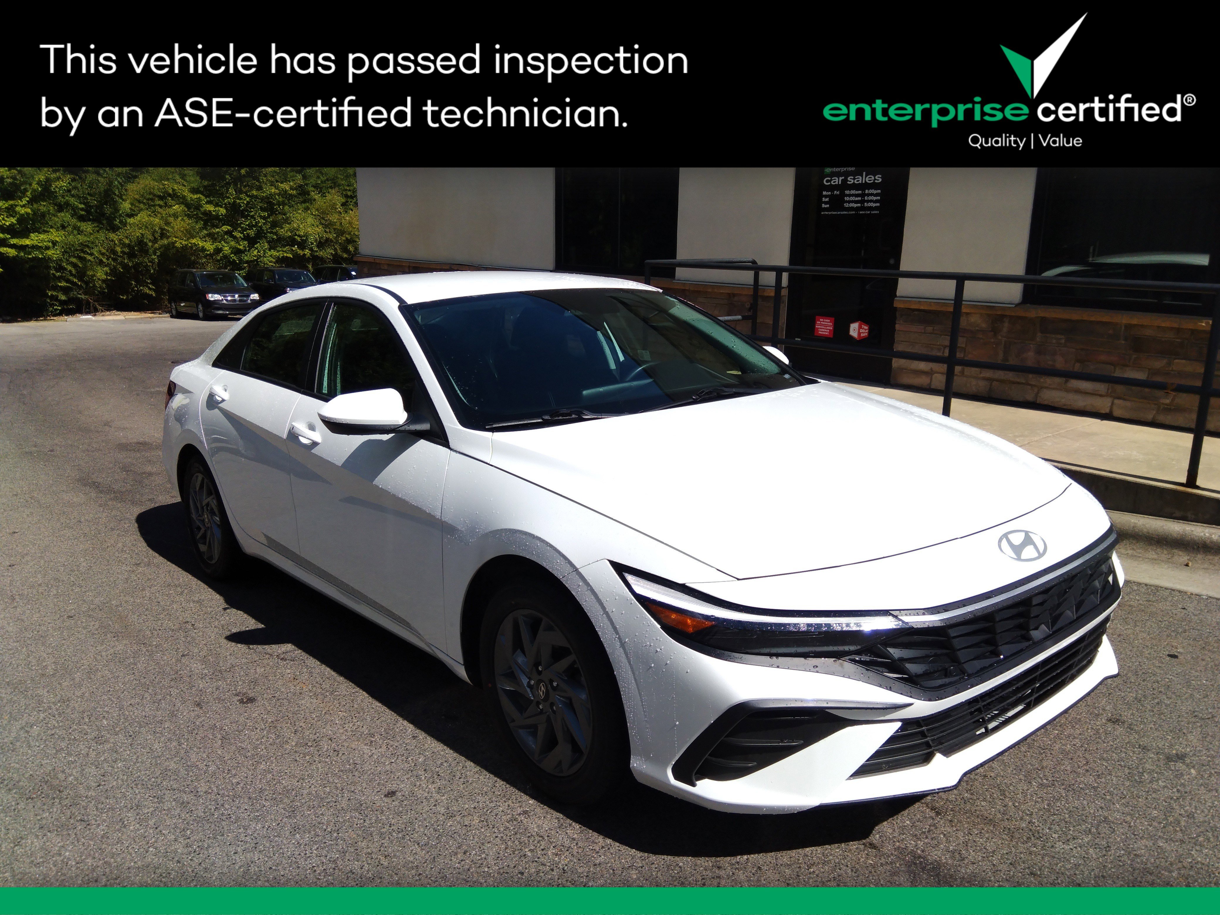 Used 2024 Hyundai Elantra SEL IVT