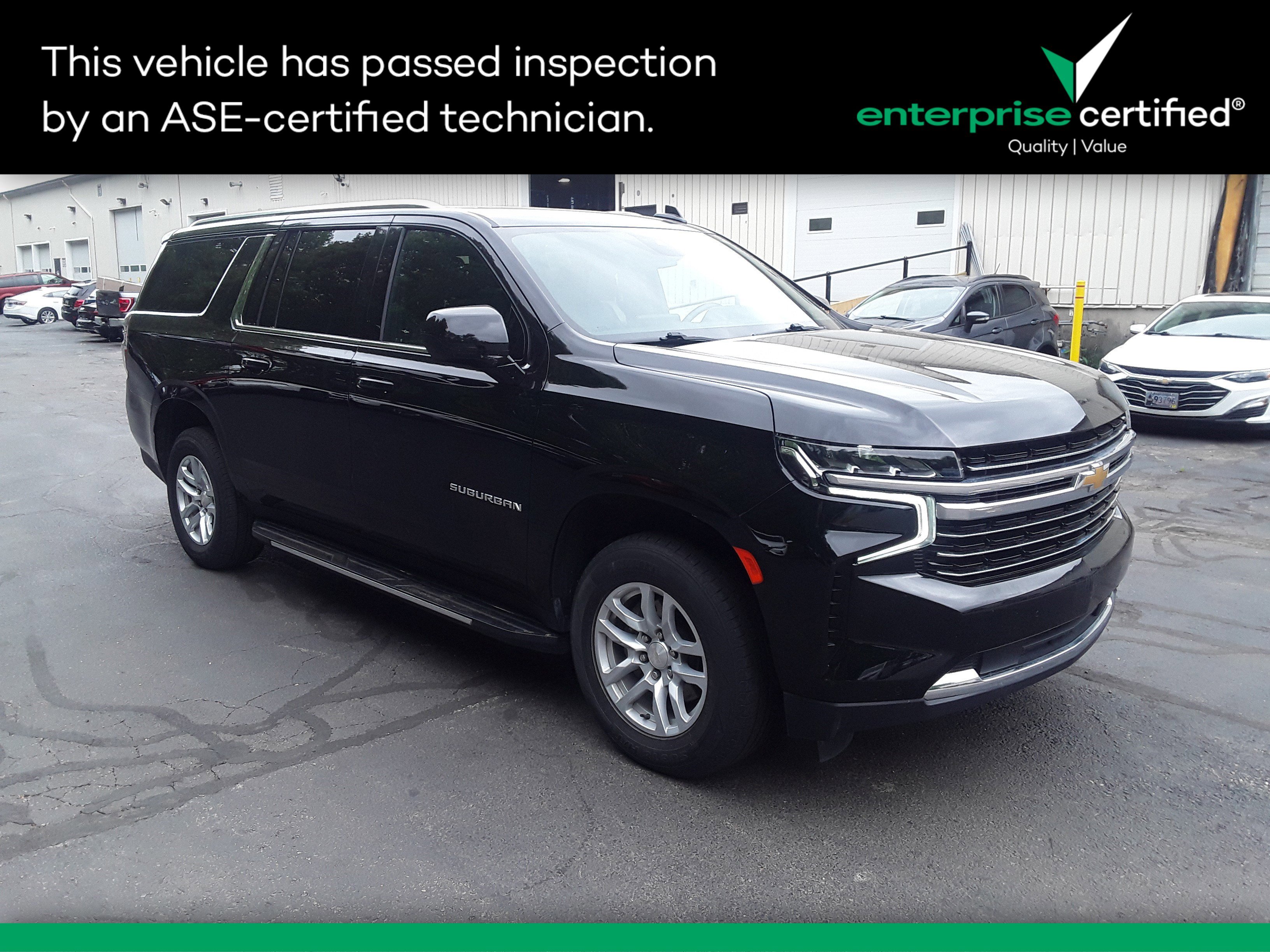 2023 Chevrolet Suburban 4WD 4dr LT