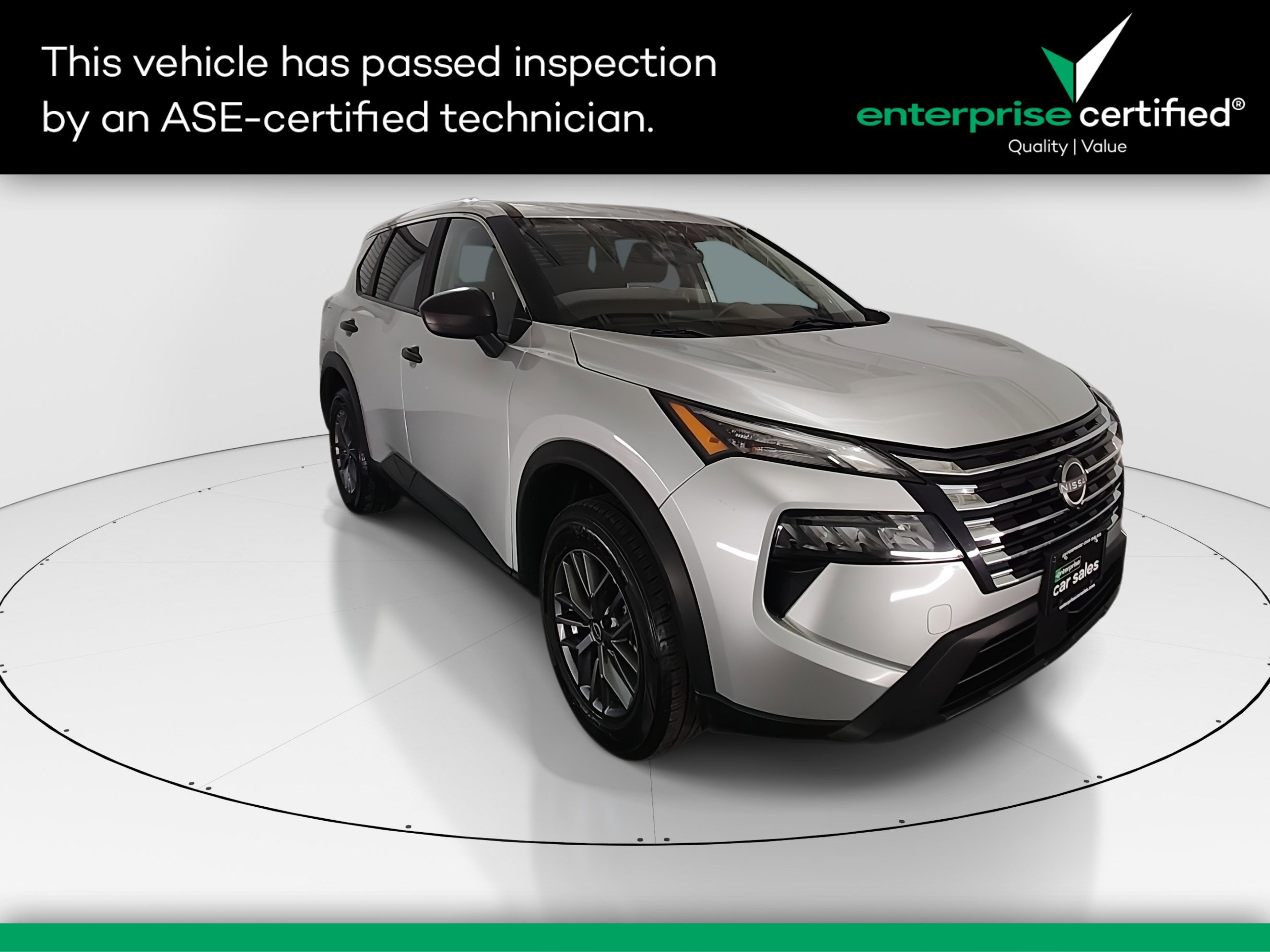 2024 Nissan Rogue S's photo