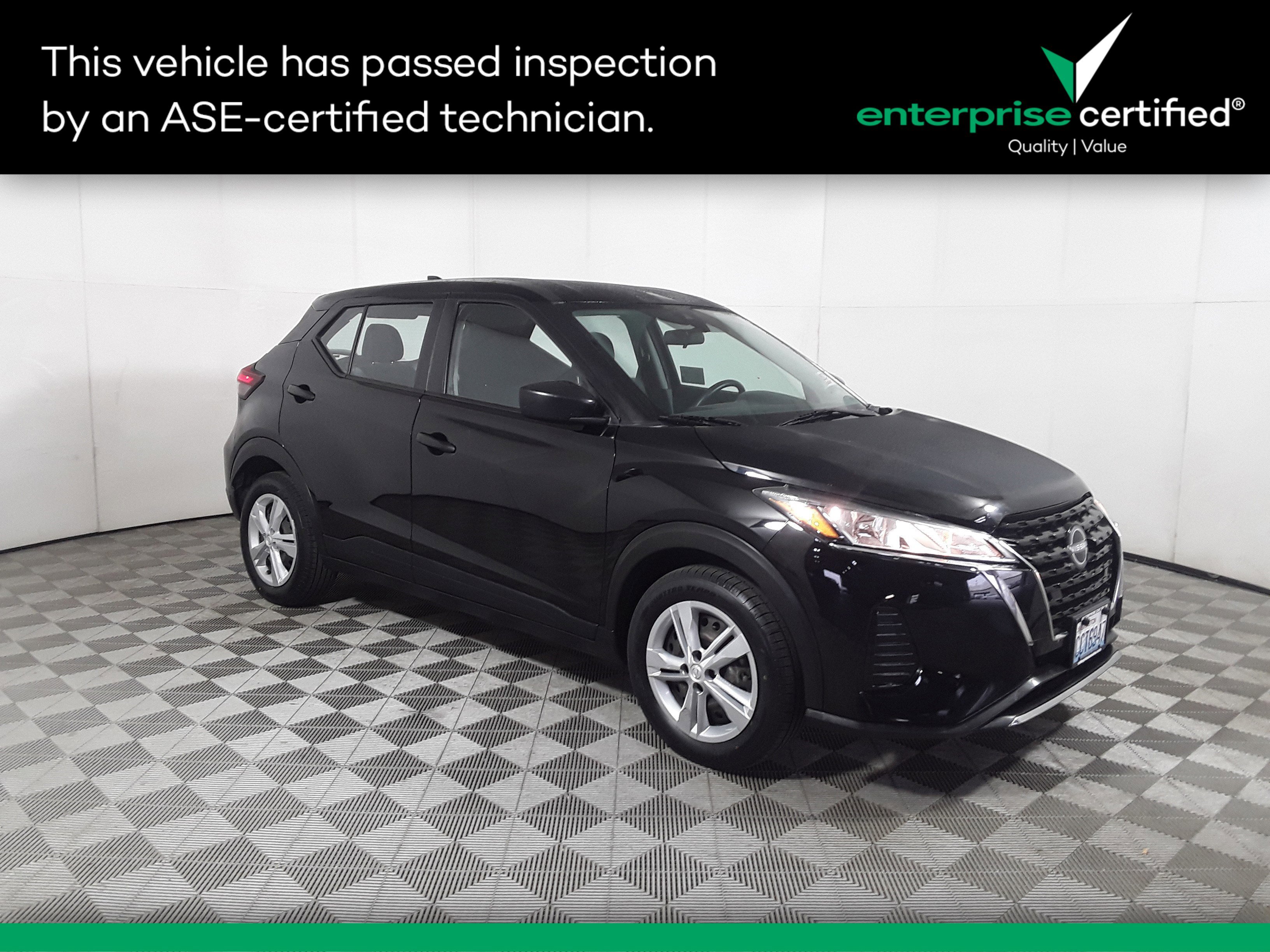 Used 2022 Nissan Kicks S FWD