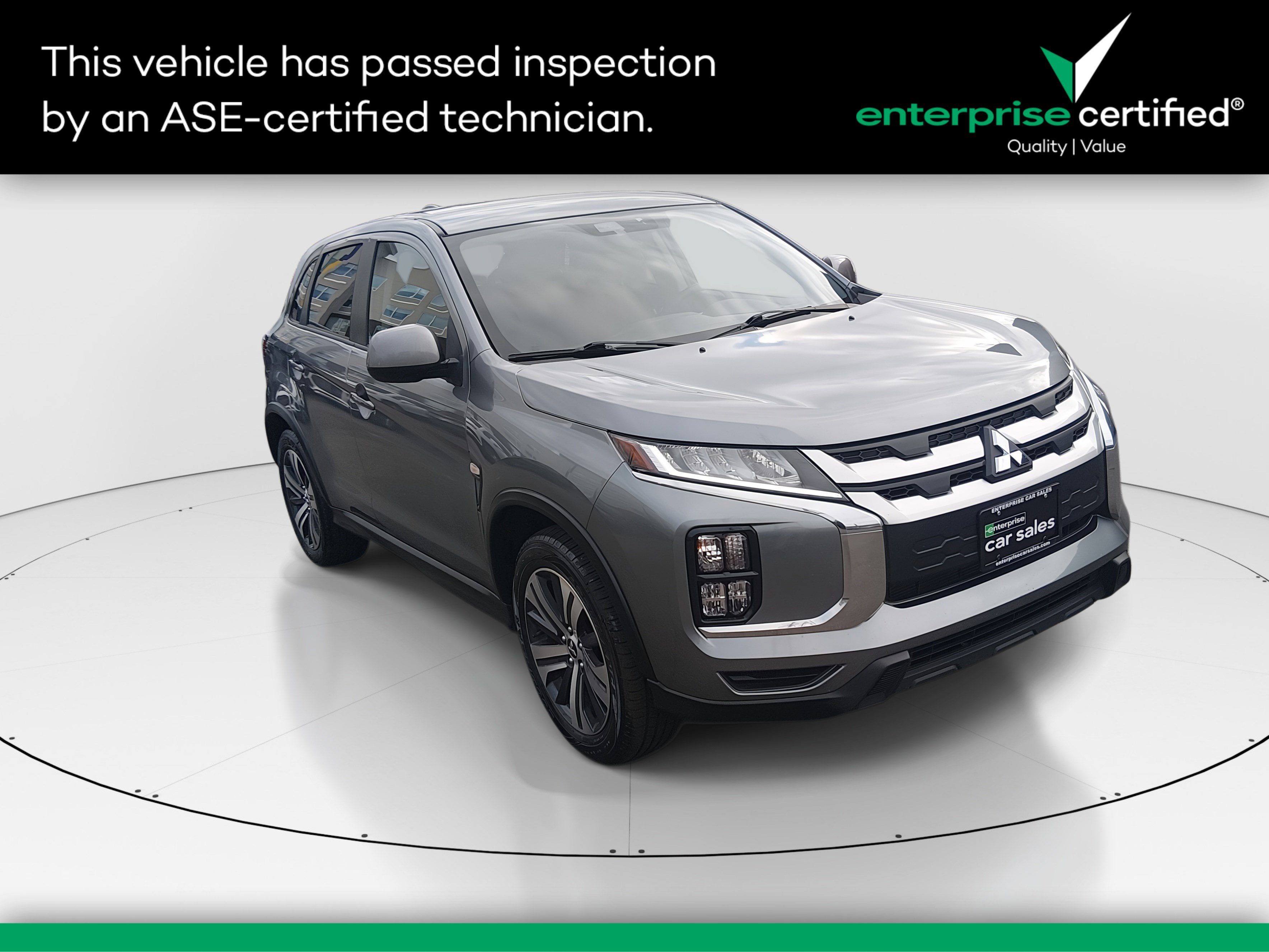 2024 Mitsubishi Outlander Sport ES's photo