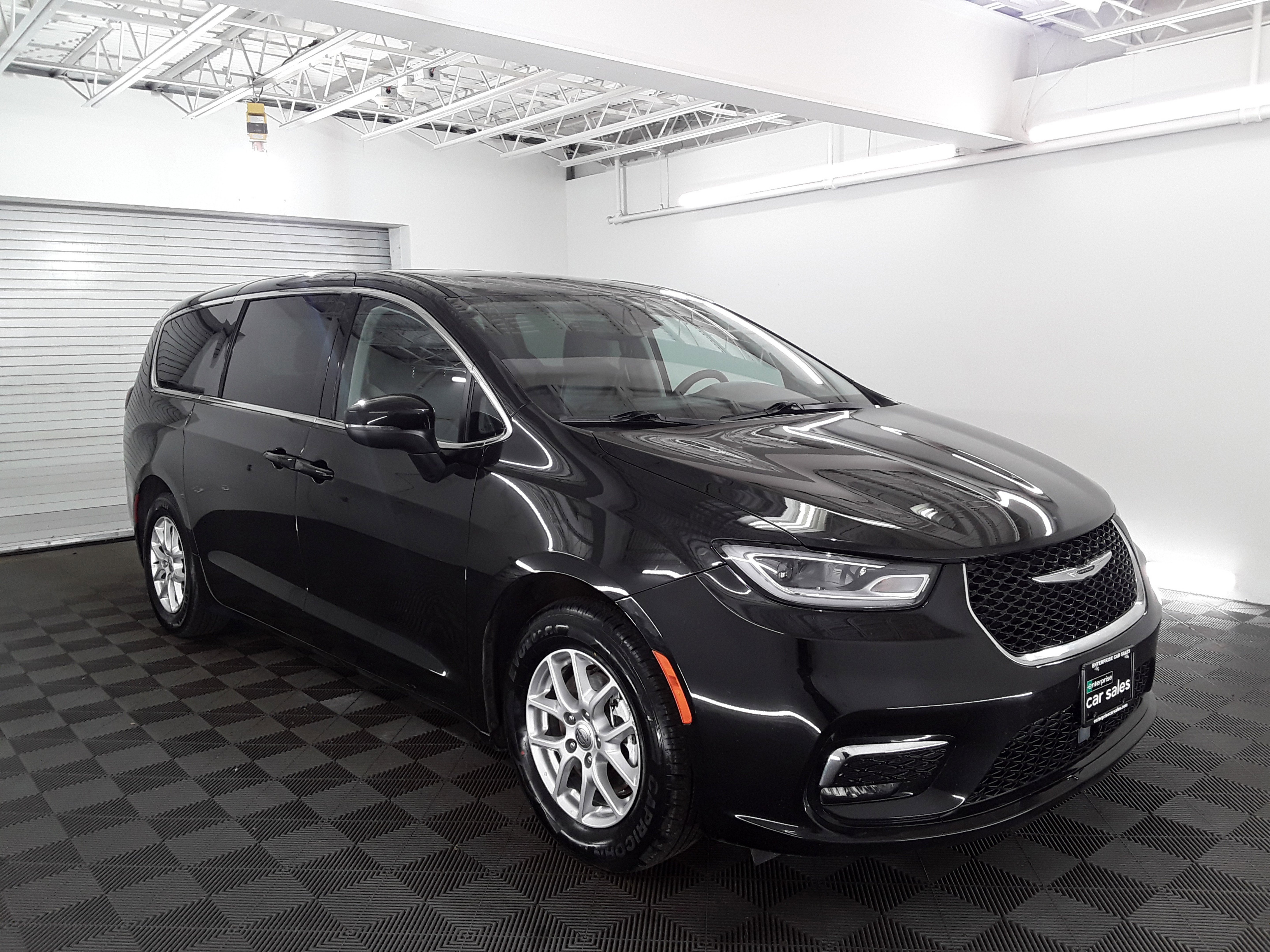 2023 Chrysler Pacifica Touring L FWD