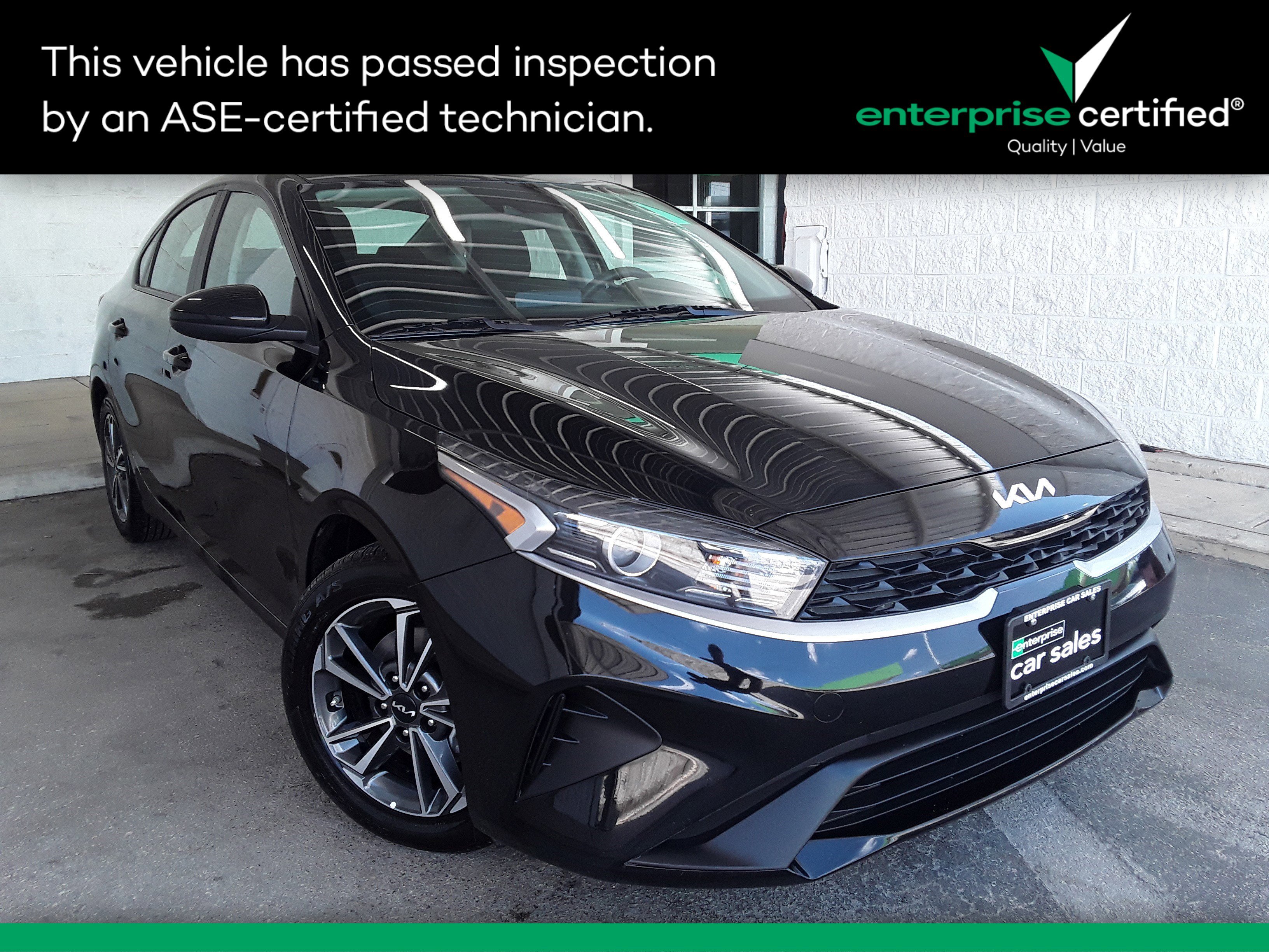 Used 2023 Kia Forte LXS IVT