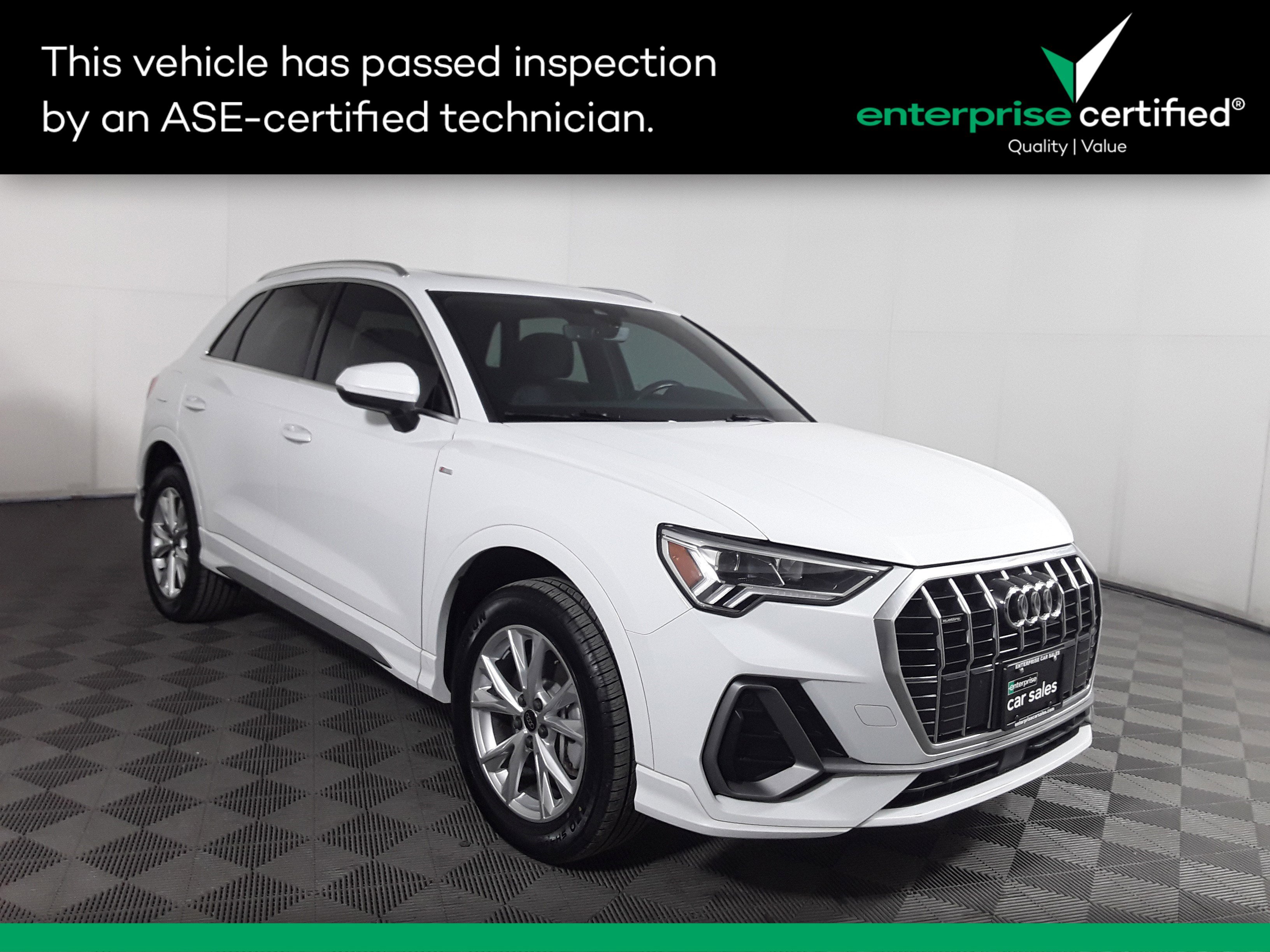 2024 Audi Q3 S line Premium 45 TFSI quattro