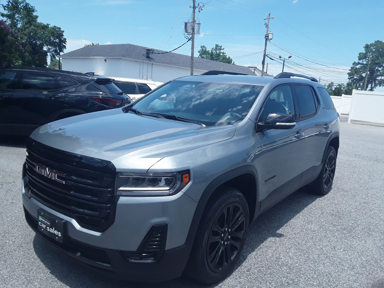 Image 5 of Used 2023 GMC Acadia FWD 4dr SLE