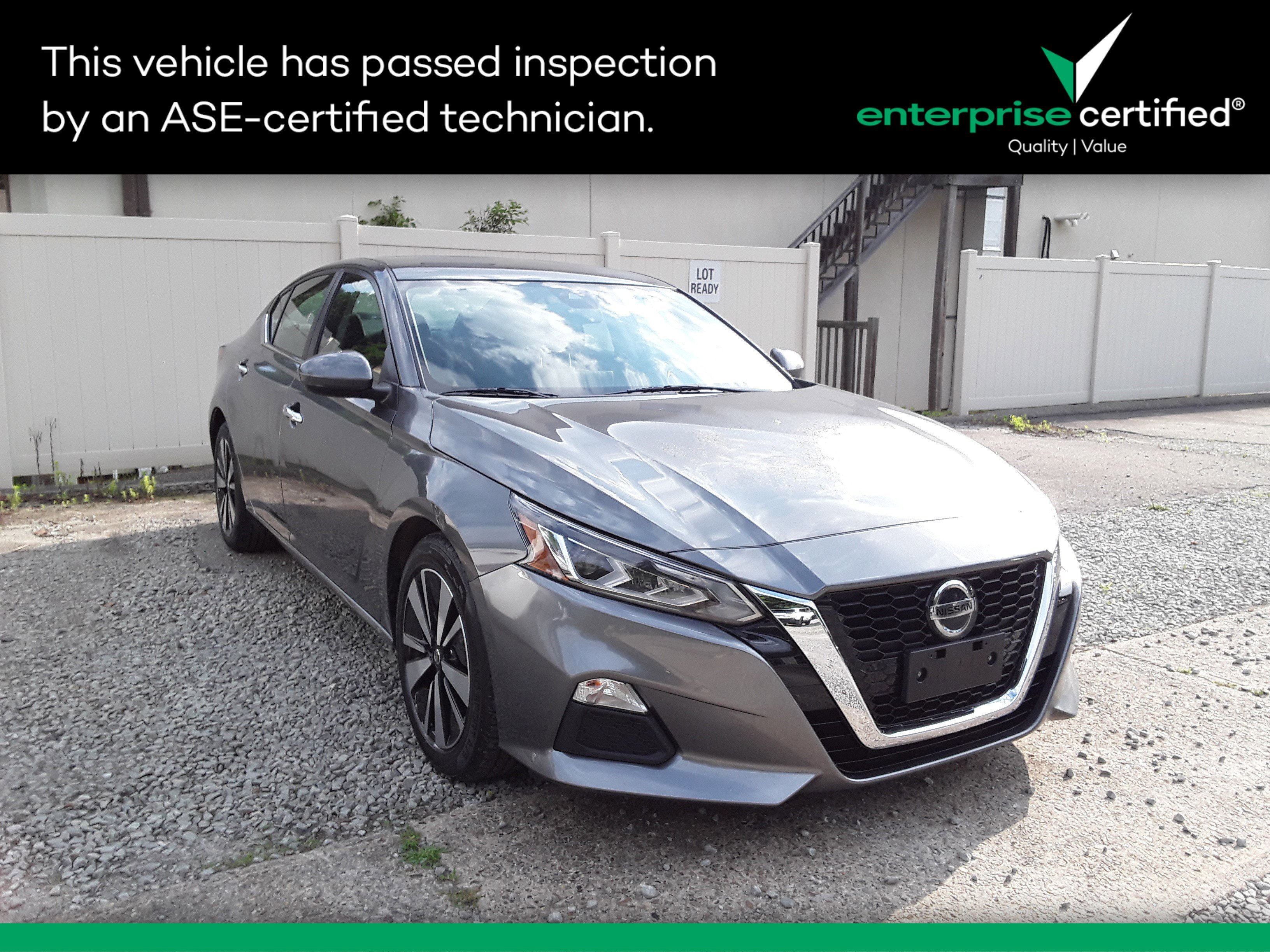 Used 2022 Nissan Altima 2.5 SV Sedan