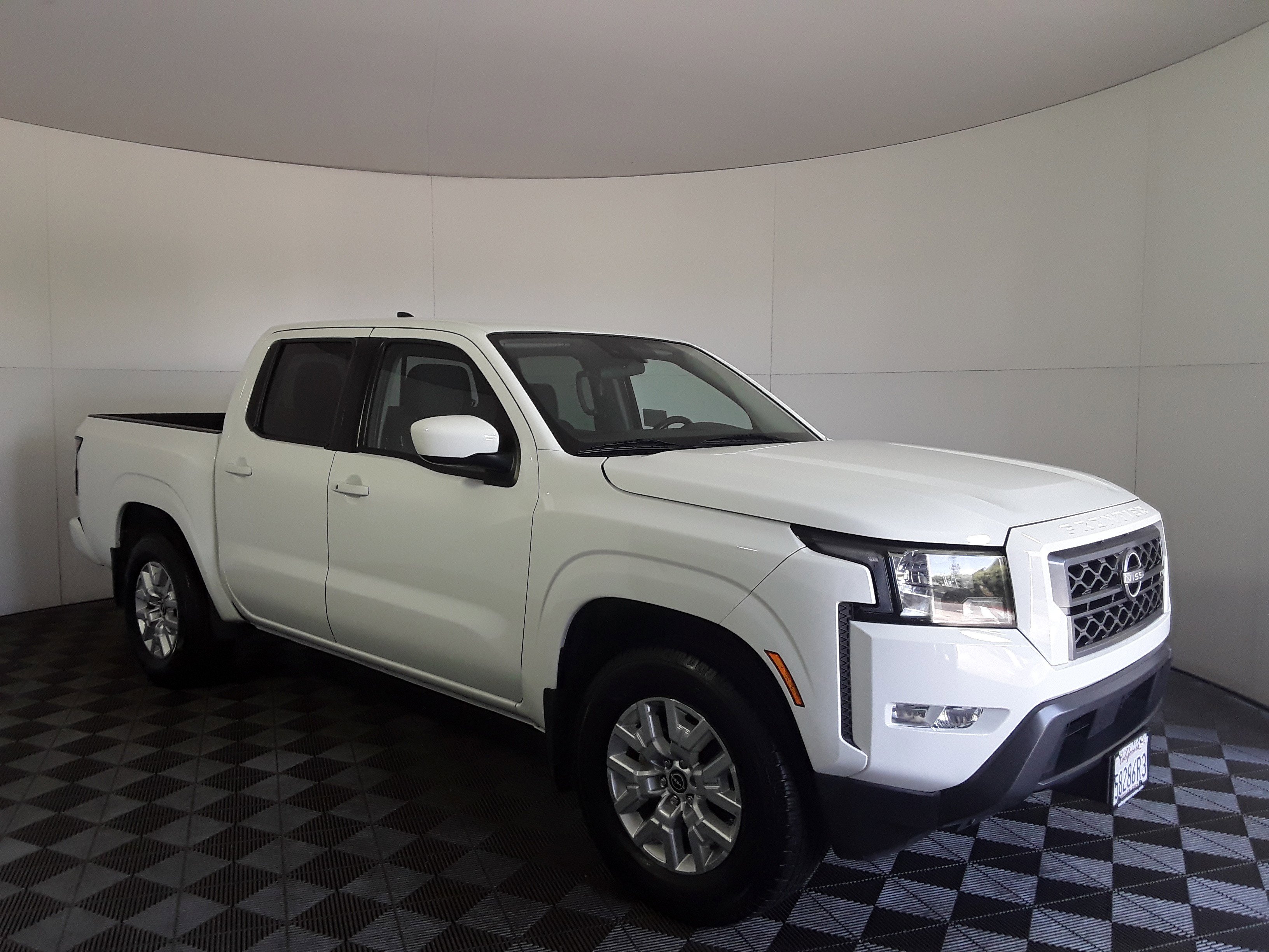 2022 Nissan Frontier Crew Cab 4x2 SV Auto