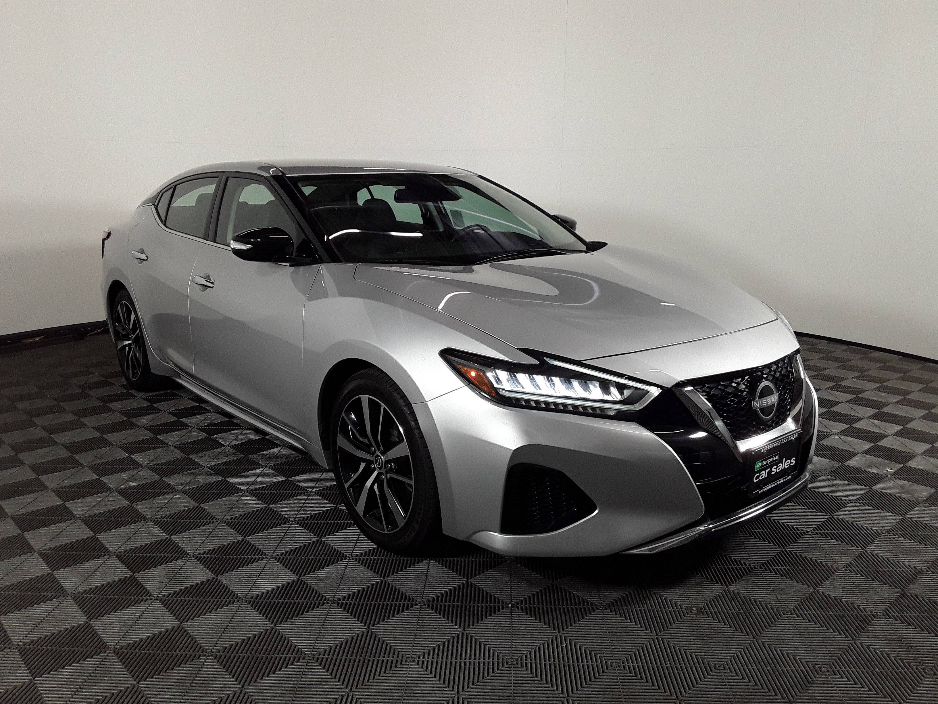2023 Nissan Maxima SV CVT