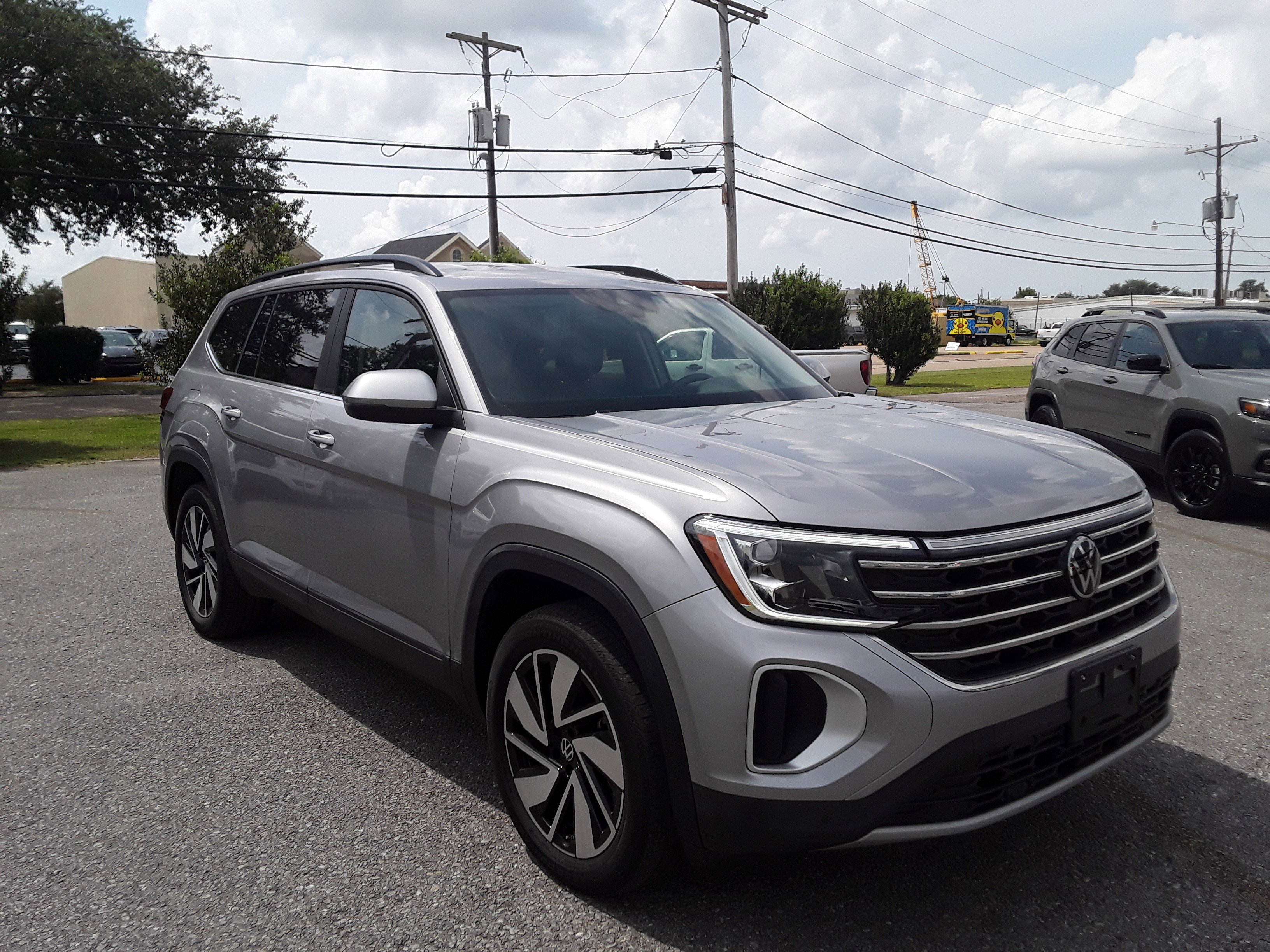 2024 Volkswagen Atlas 2.0T SE w/Technology FWD