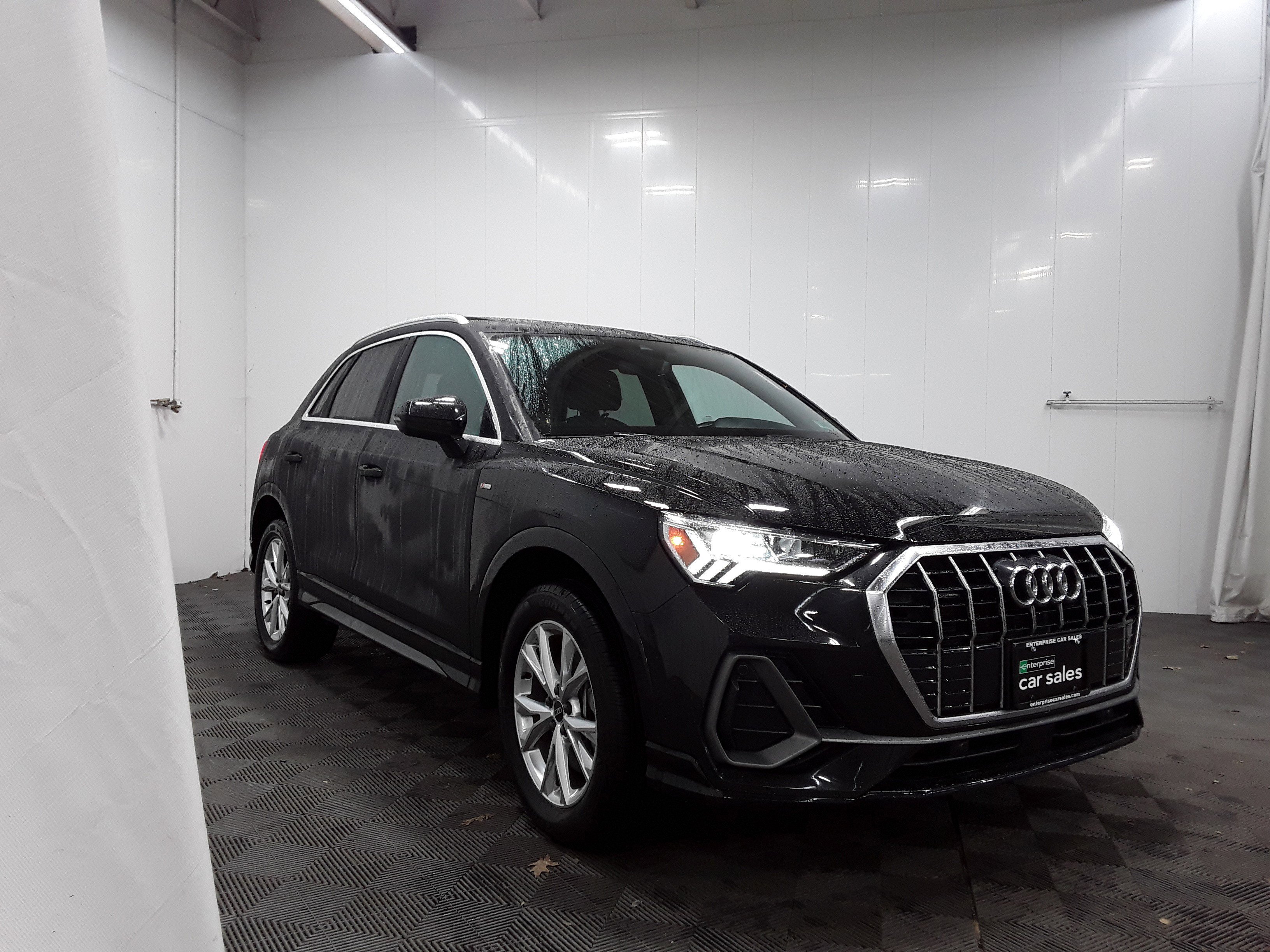 2023 Audi Q3 S Line Premium's photo