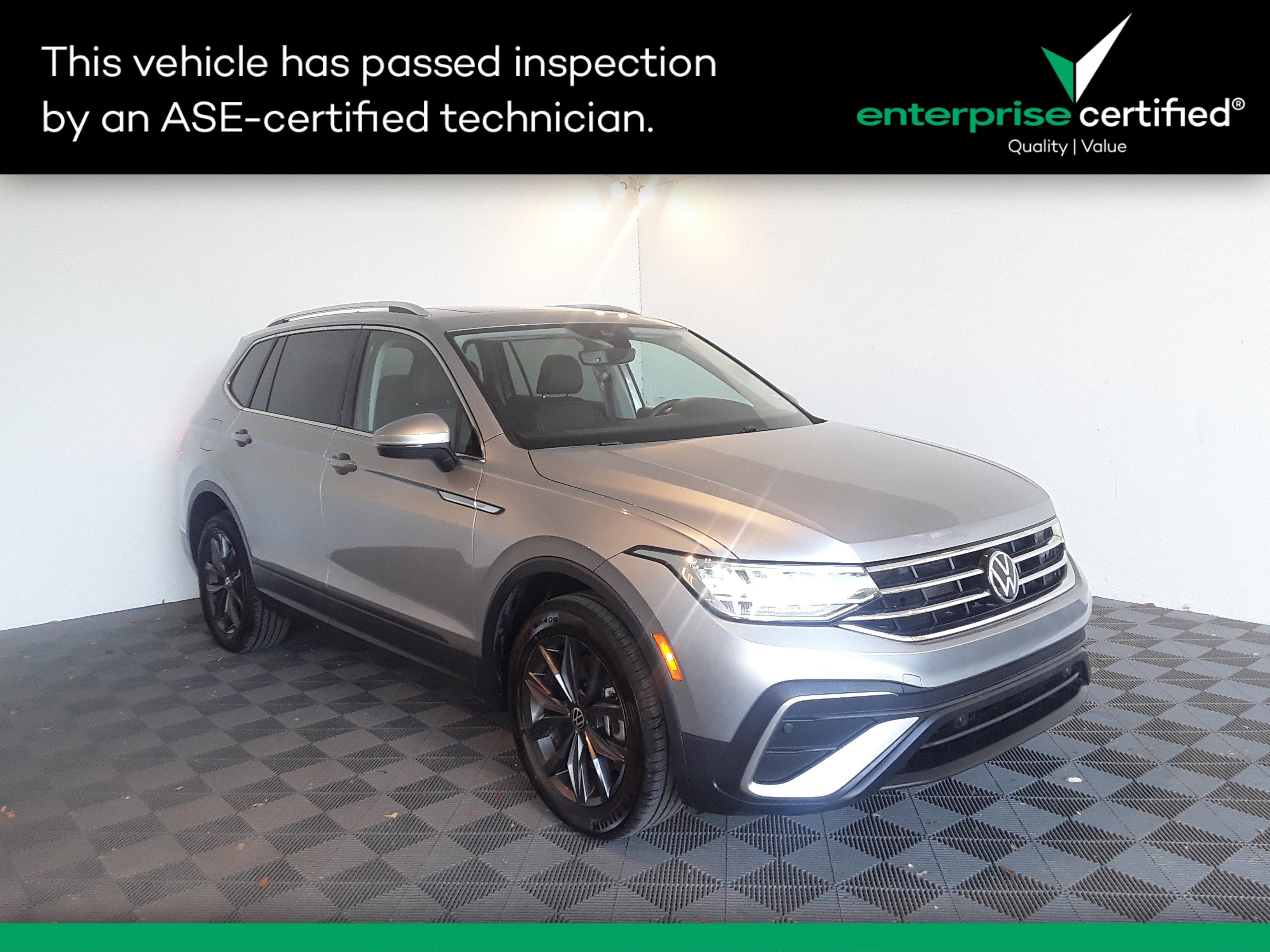 2022 Volkswagen Tiguan 2.0T SE FWD