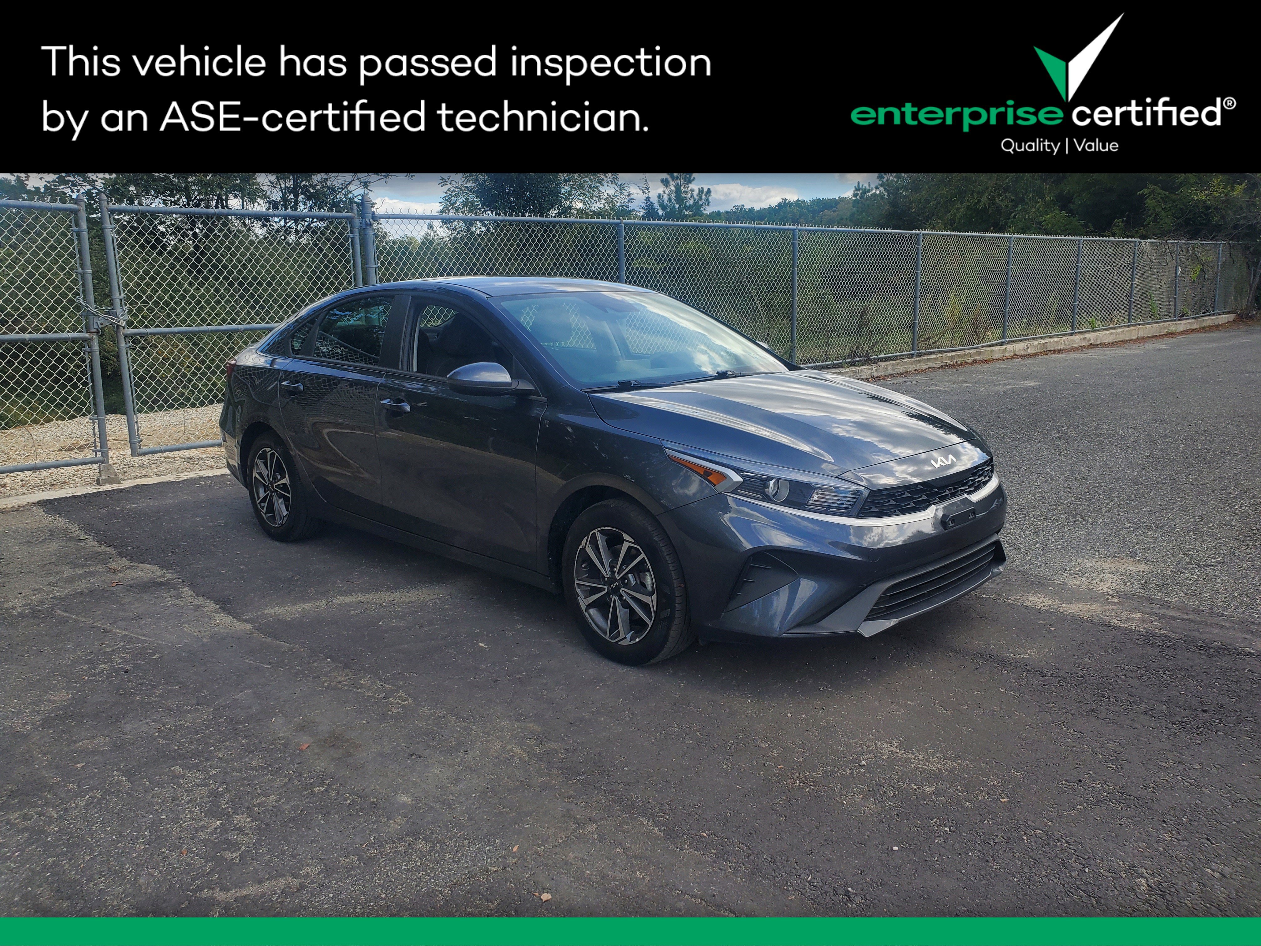 Used 2023 Kia Forte LXS IVT