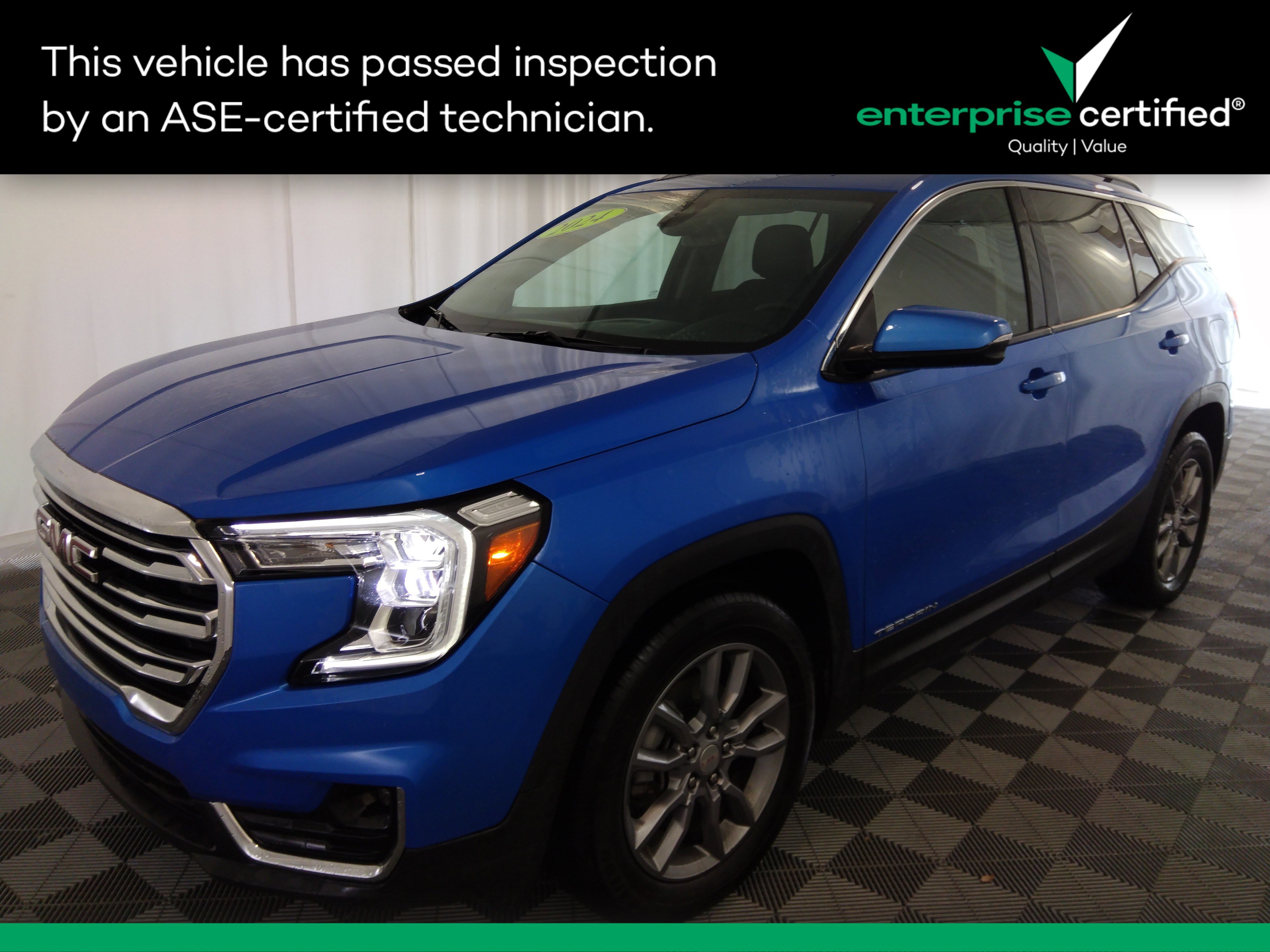 Used 2024 GMC Terrain SLT FWD 4dr