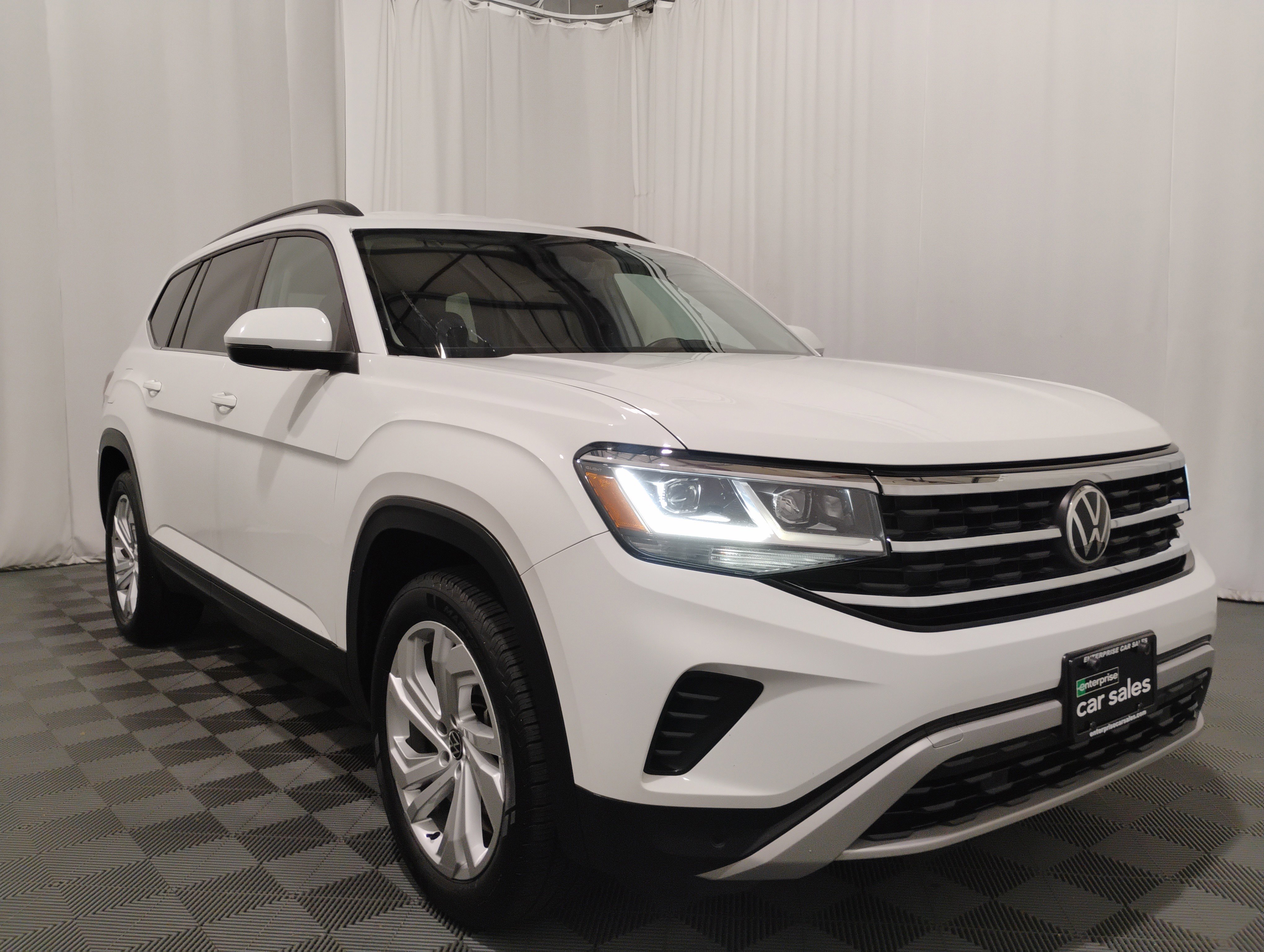 2021 Volkswagen Atlas 2021.5 3.6L V6 SE w/Technology 4MOTION