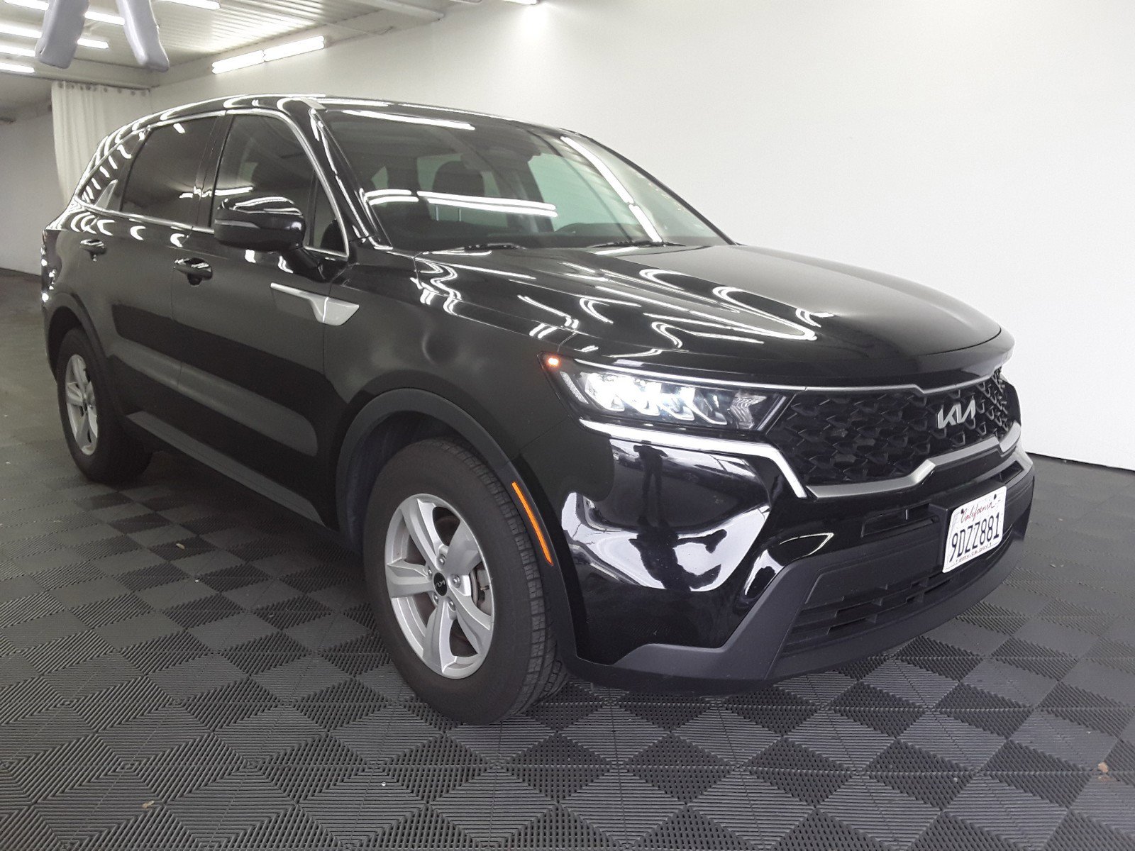 2023 Kia Sorento LX FWD