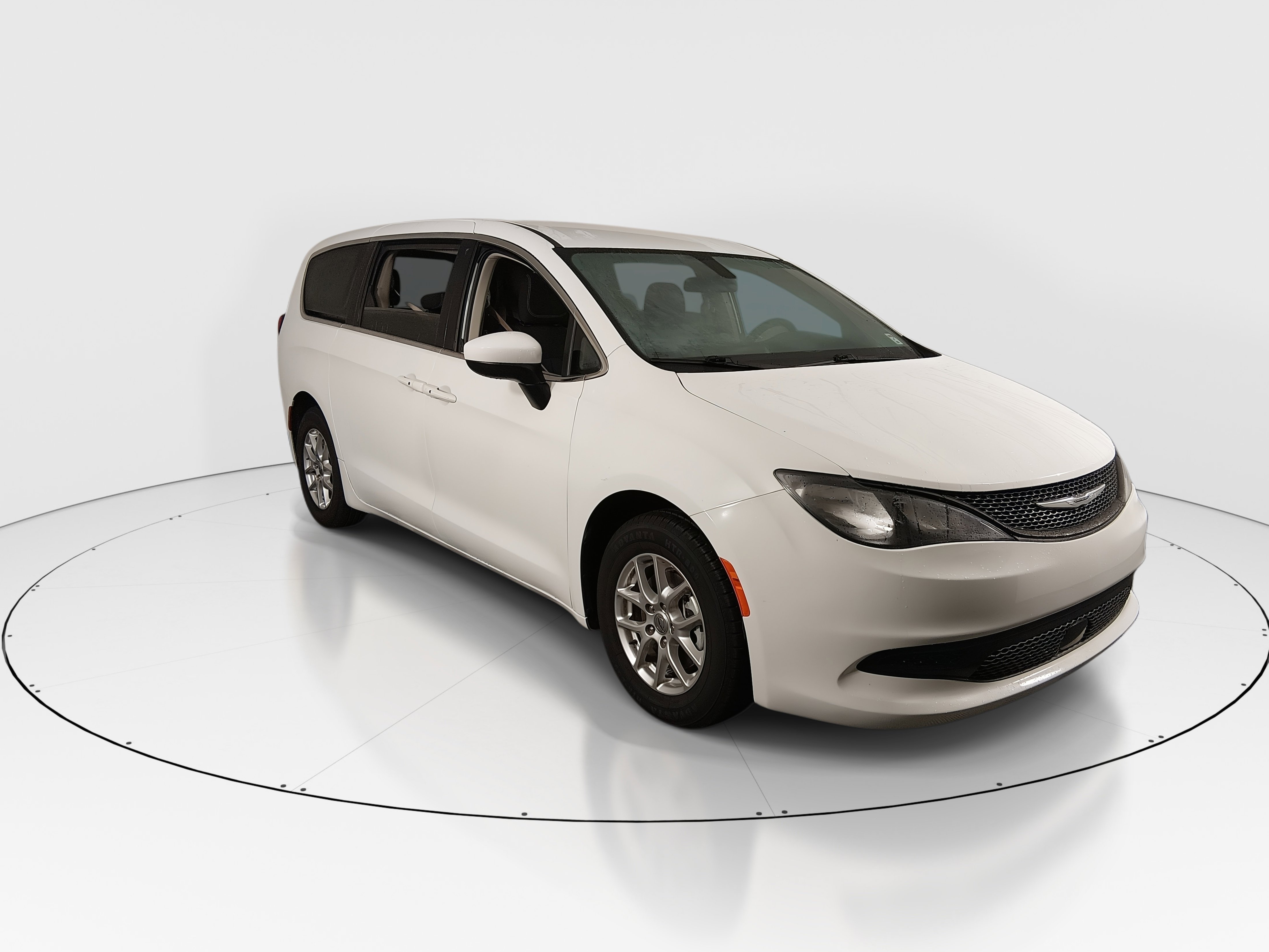 Used 2022 Chrysler Voyager LX FWD