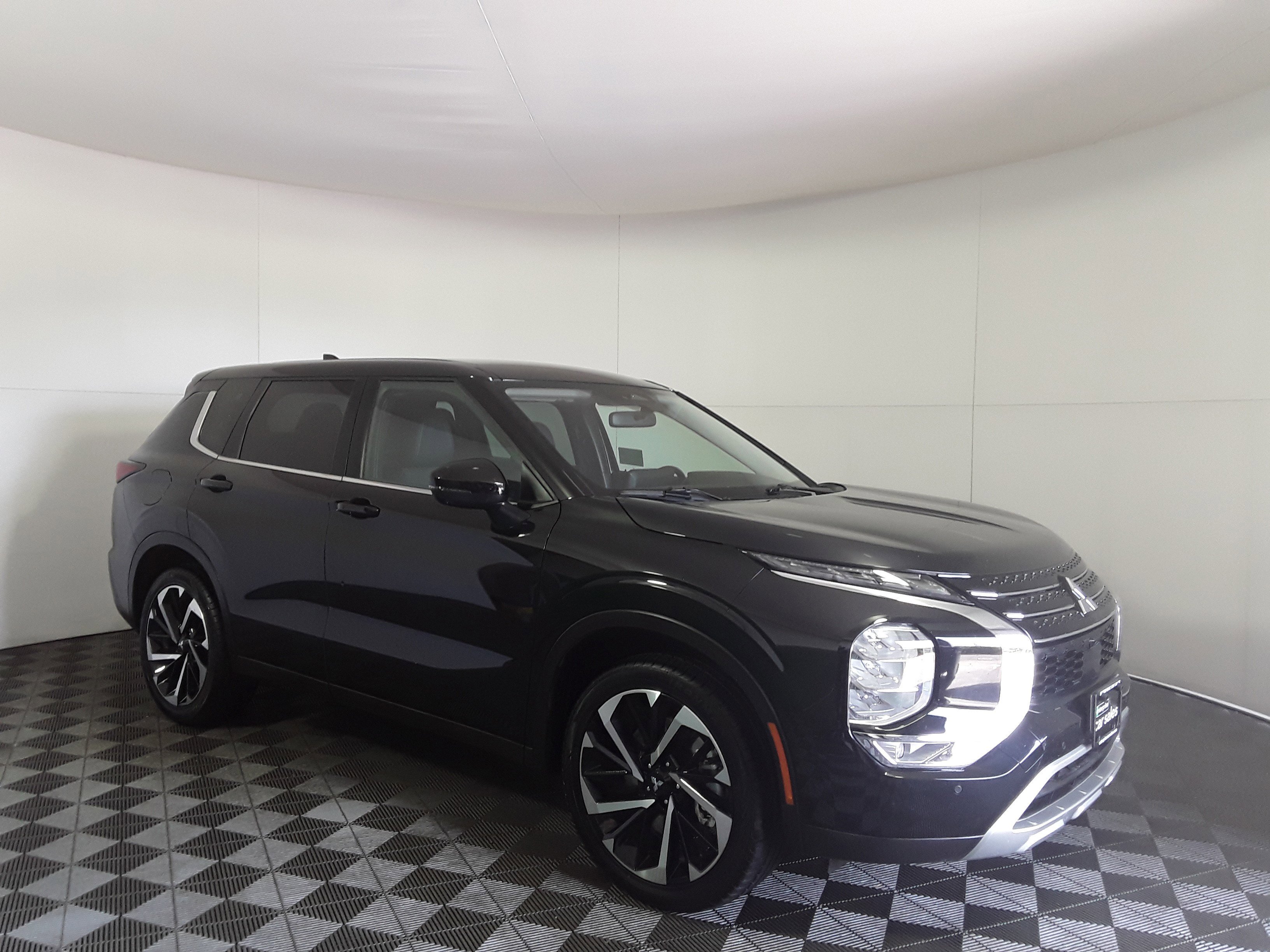 2024 Mitsubishi Outlander SE Black Edition FWD
