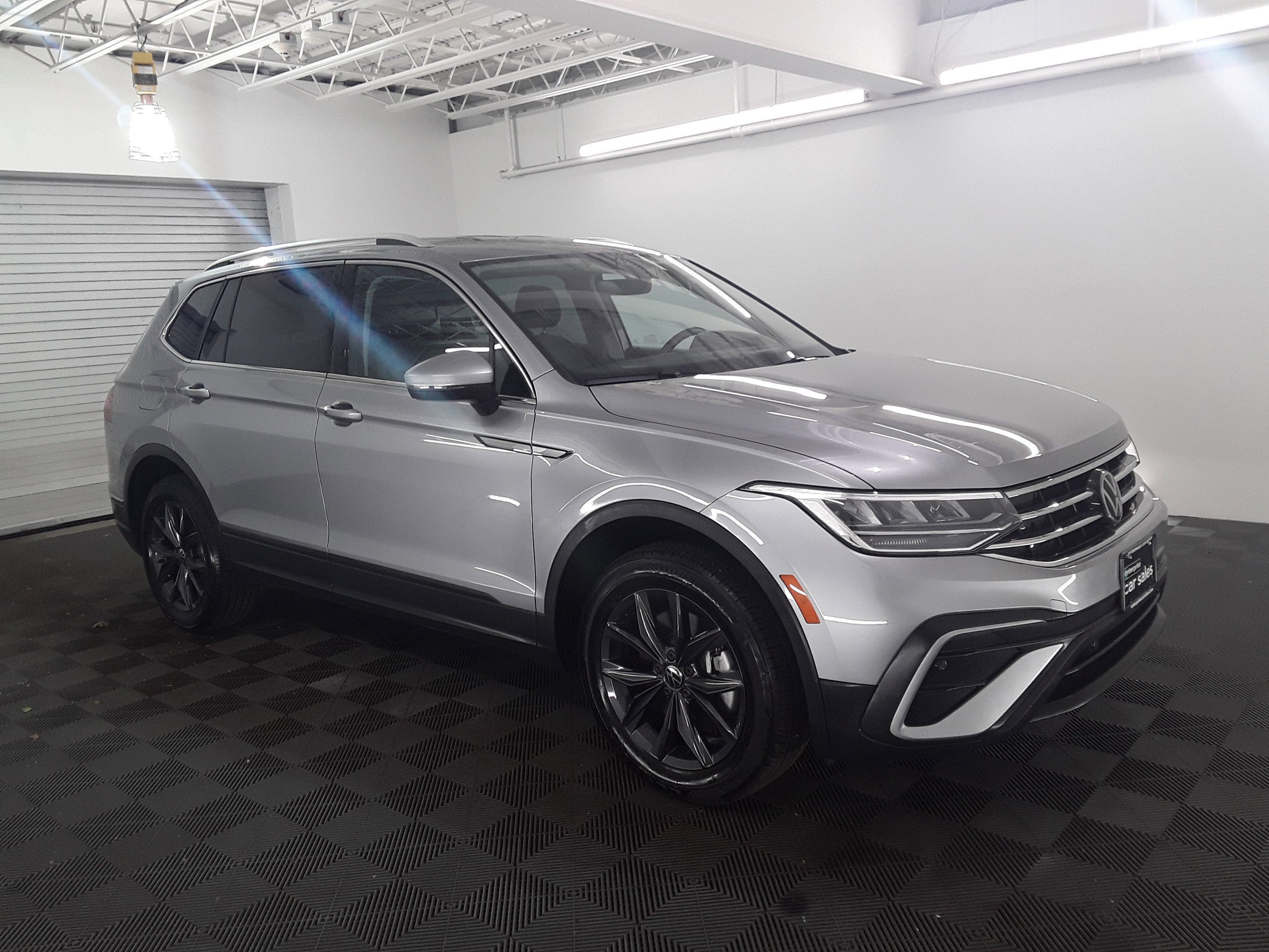 2024 Volkswagen Tiguan 2.0T SE 4MOTION