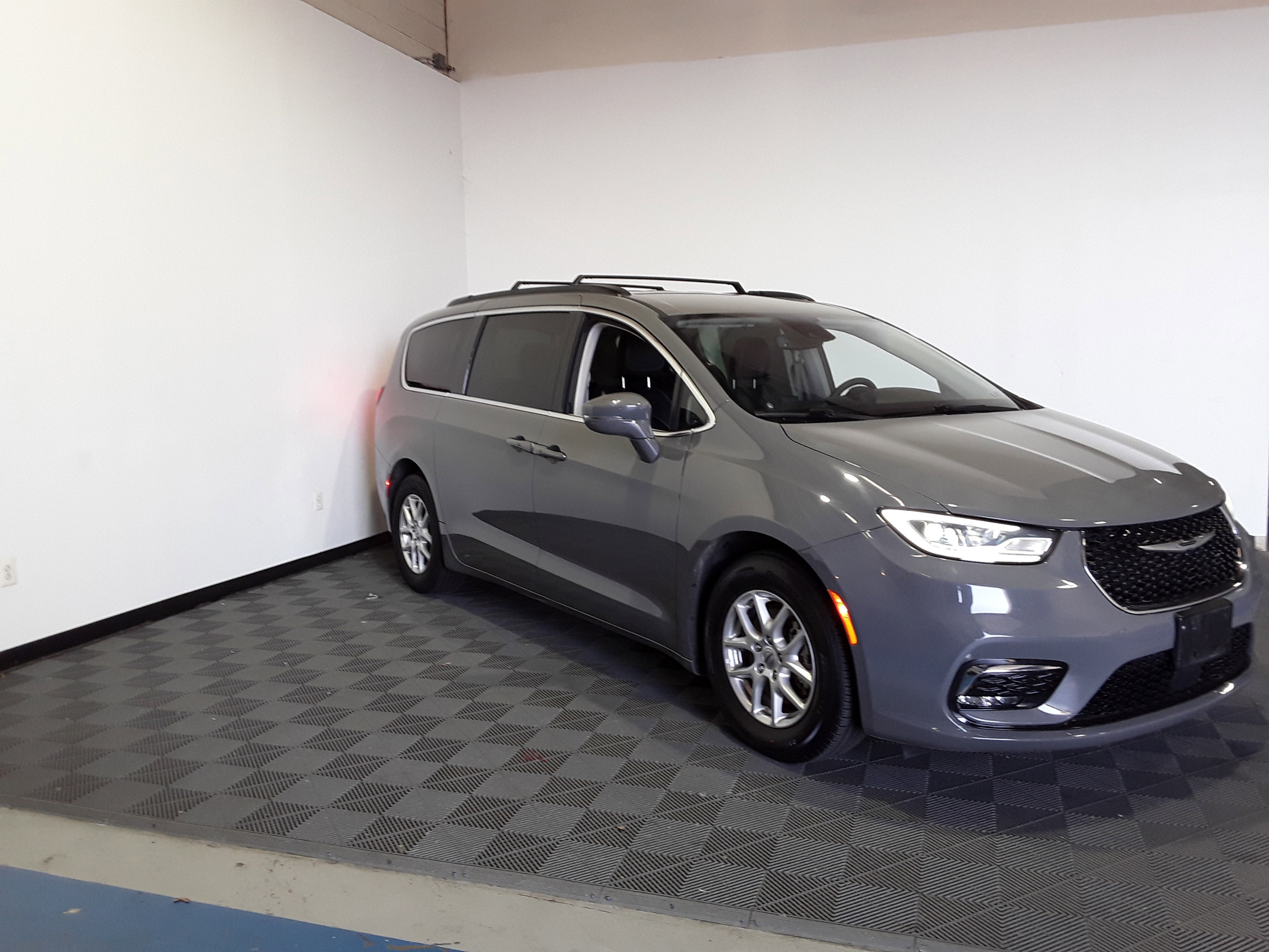 2022 Chrysler Pacifica Touring L FWD