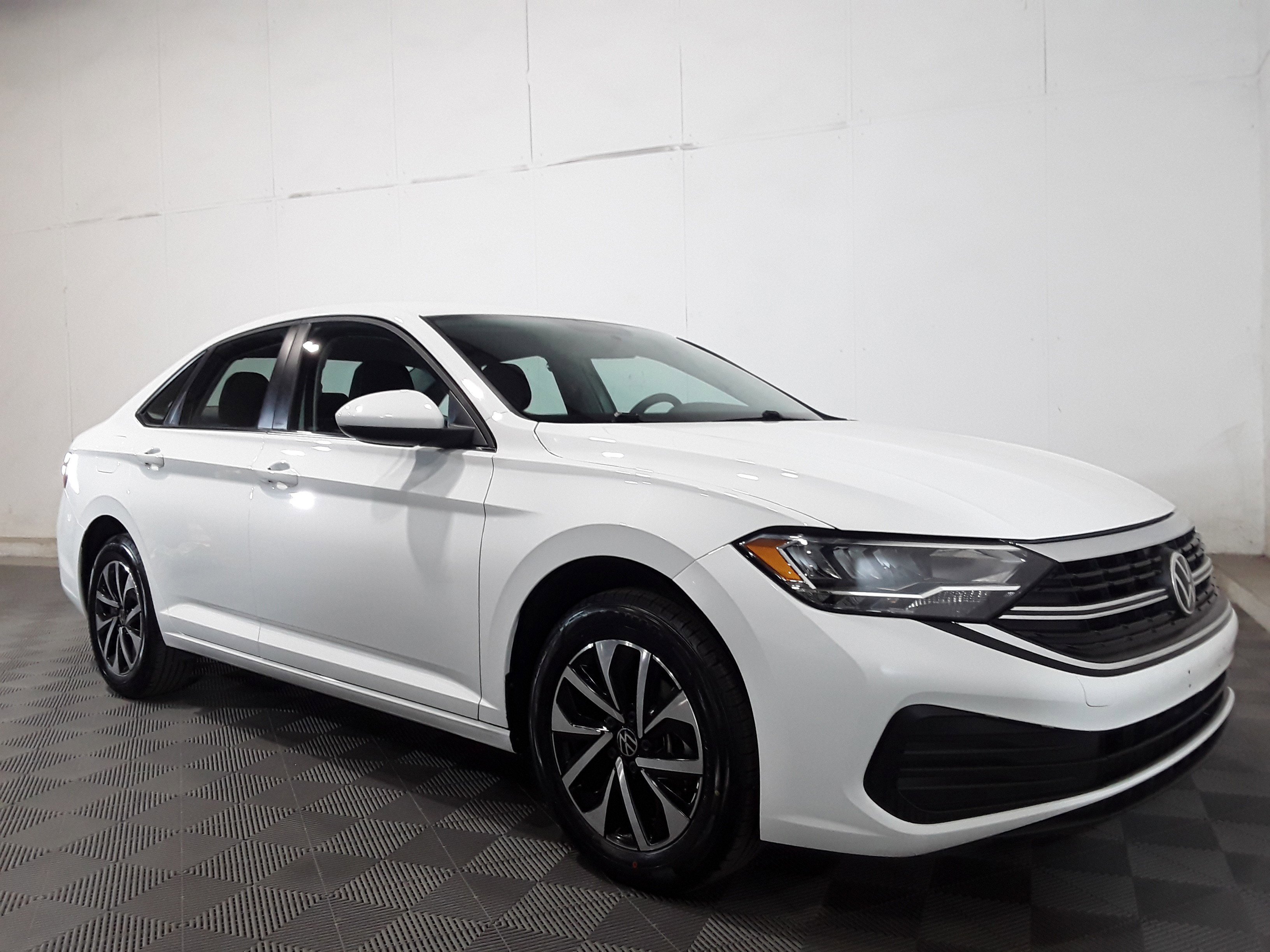 Used 2022 Volkswagen Jetta S Auto