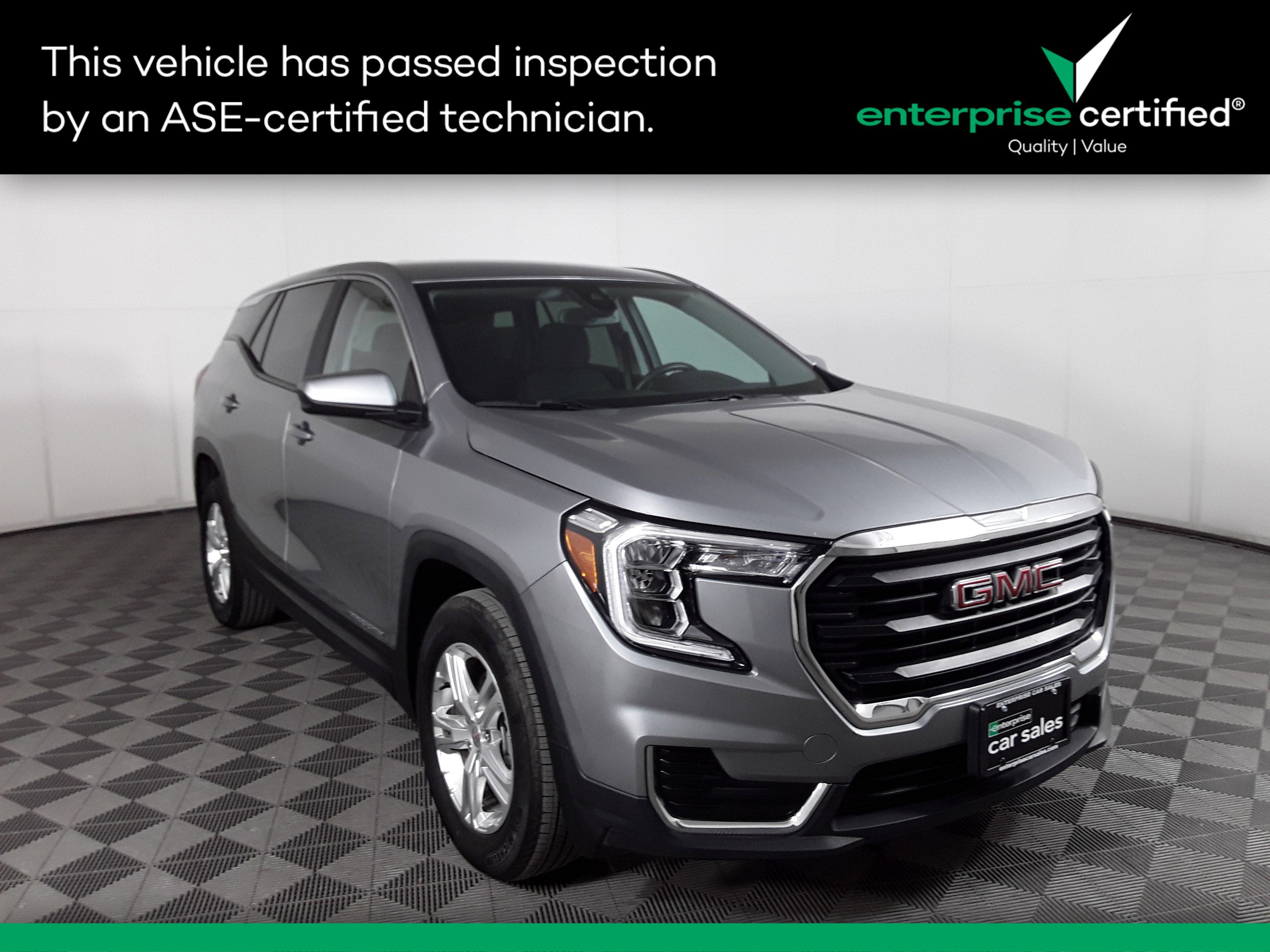 Used 2024 GMC Terrain FWD 4dr SLE