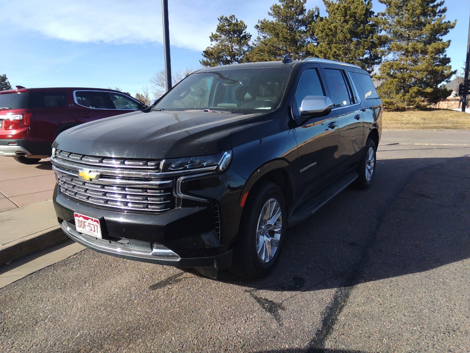 2023 Chevrolet Suburban 4WD 4dr Premier