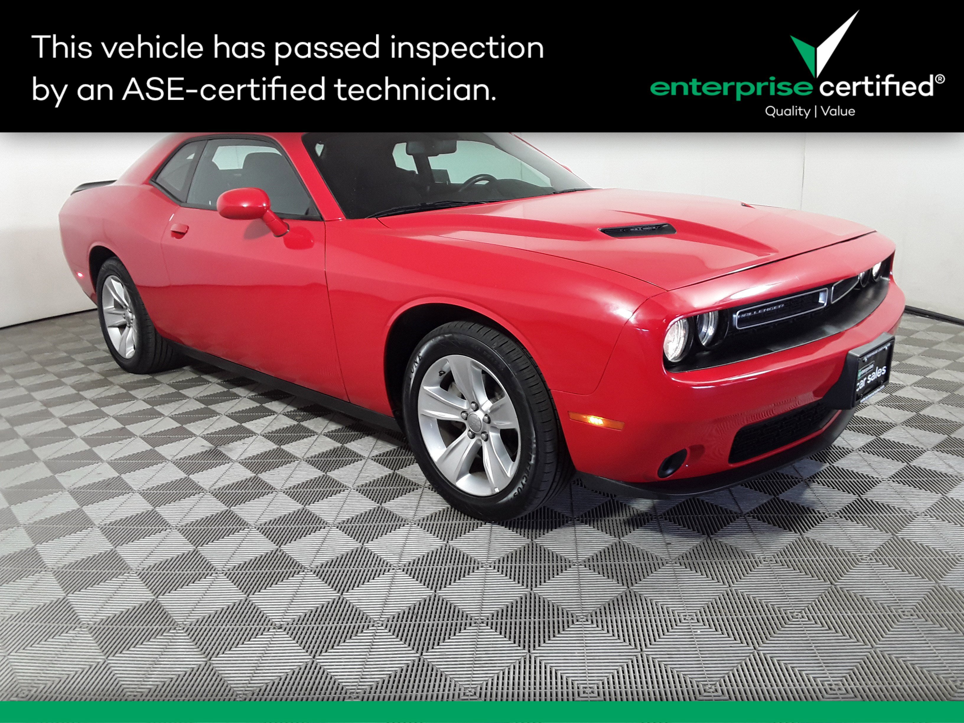 2023 Dodge Challenger SXT RWD
