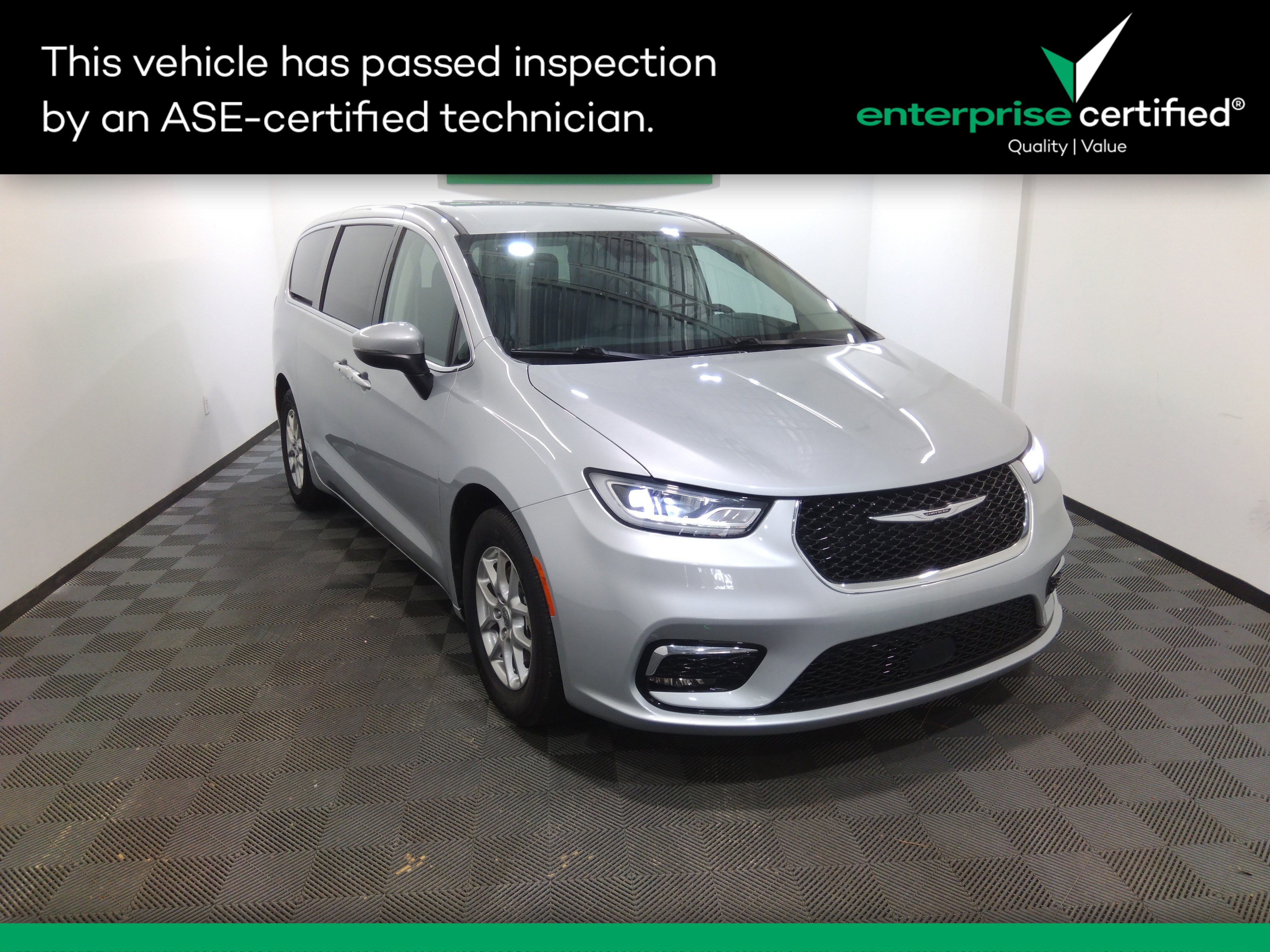 2023 Chrysler Pacifica Touring L FWD