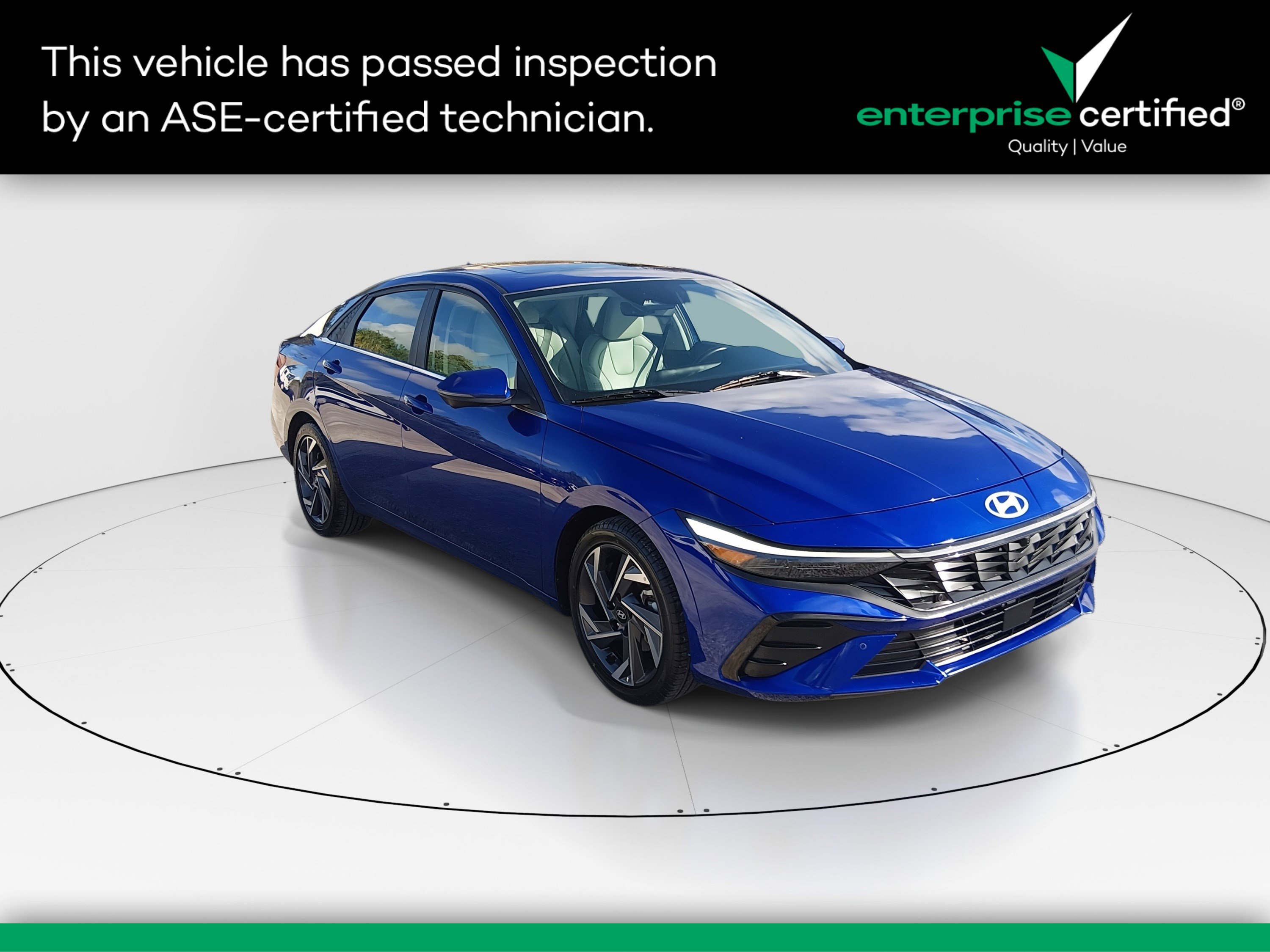 2024 Hyundai Elantra Limited's photo