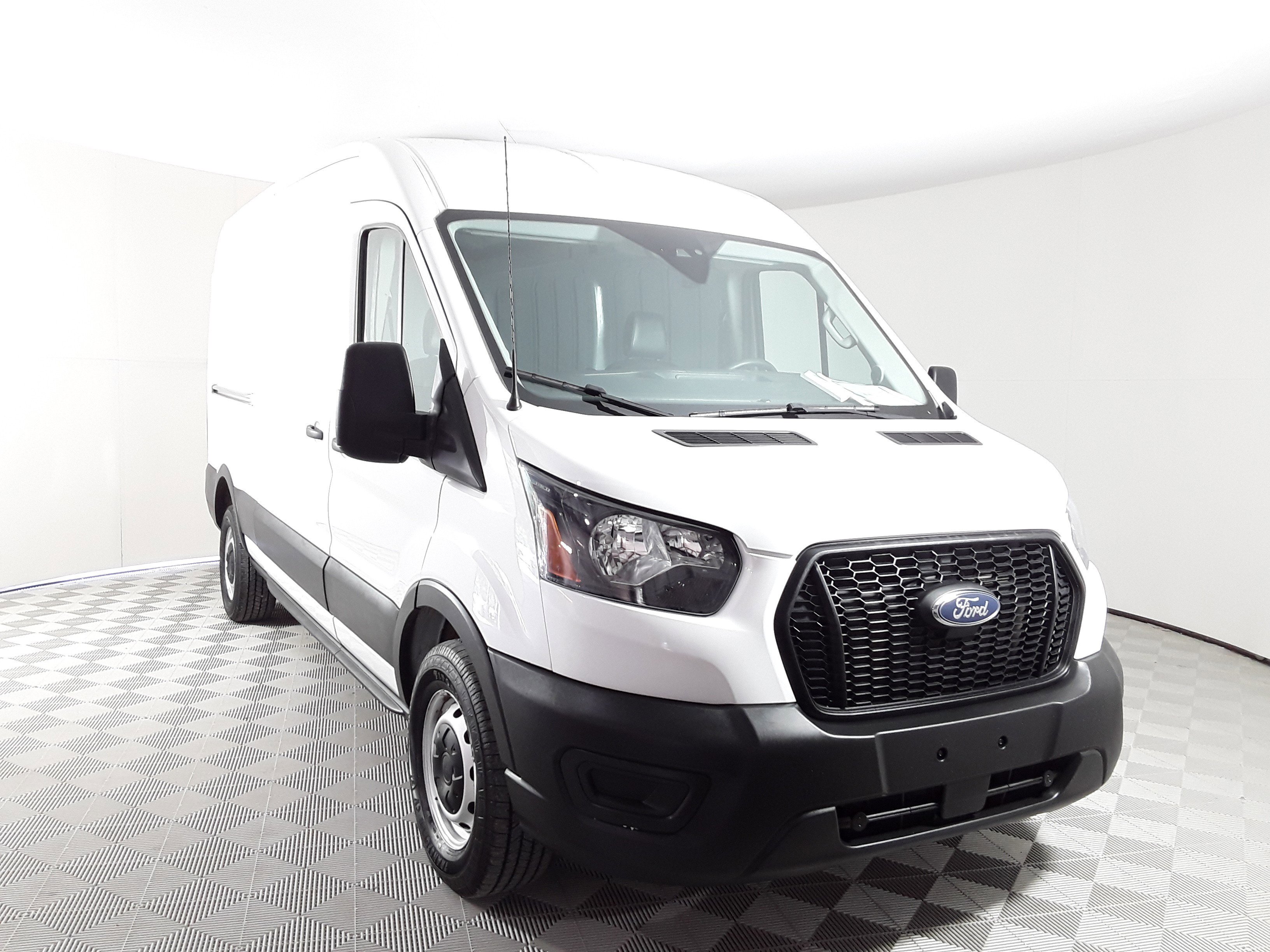 2023 Ford Transit Cargo Van T-250 148