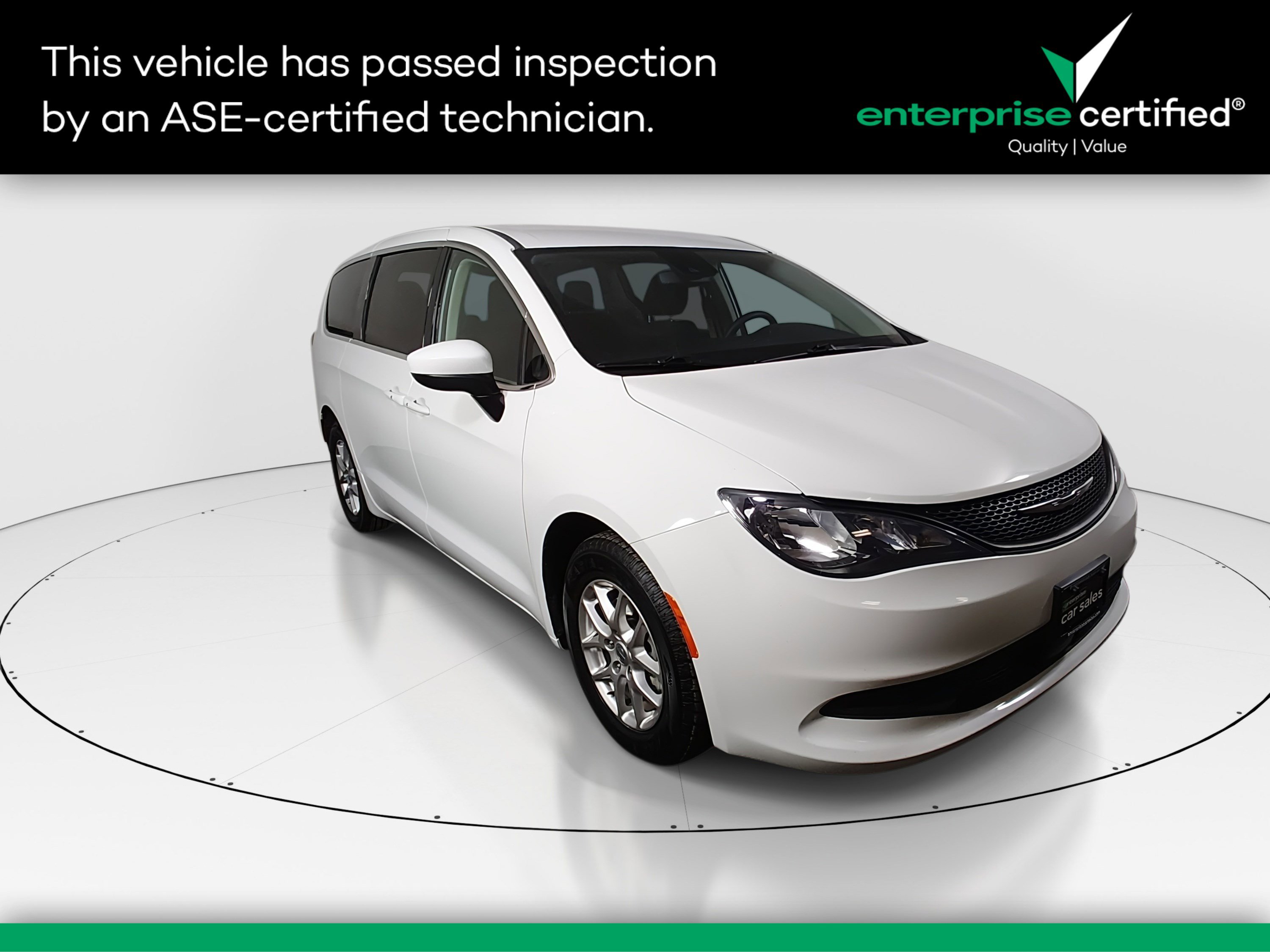 Used 2023 Chrysler Voyager LX FWD's photo