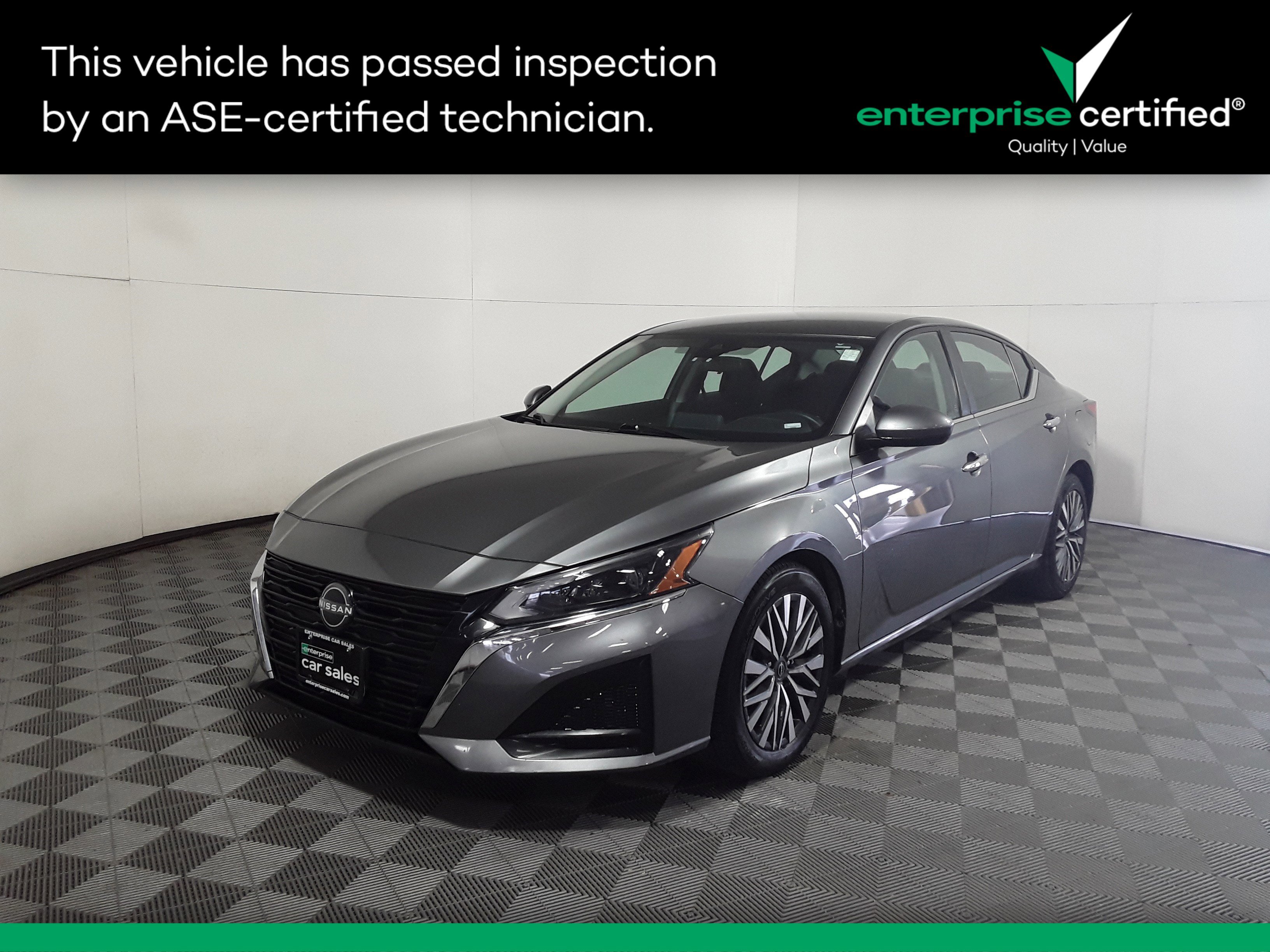 Used 2023 Nissan Altima 2.5 SV Sedan