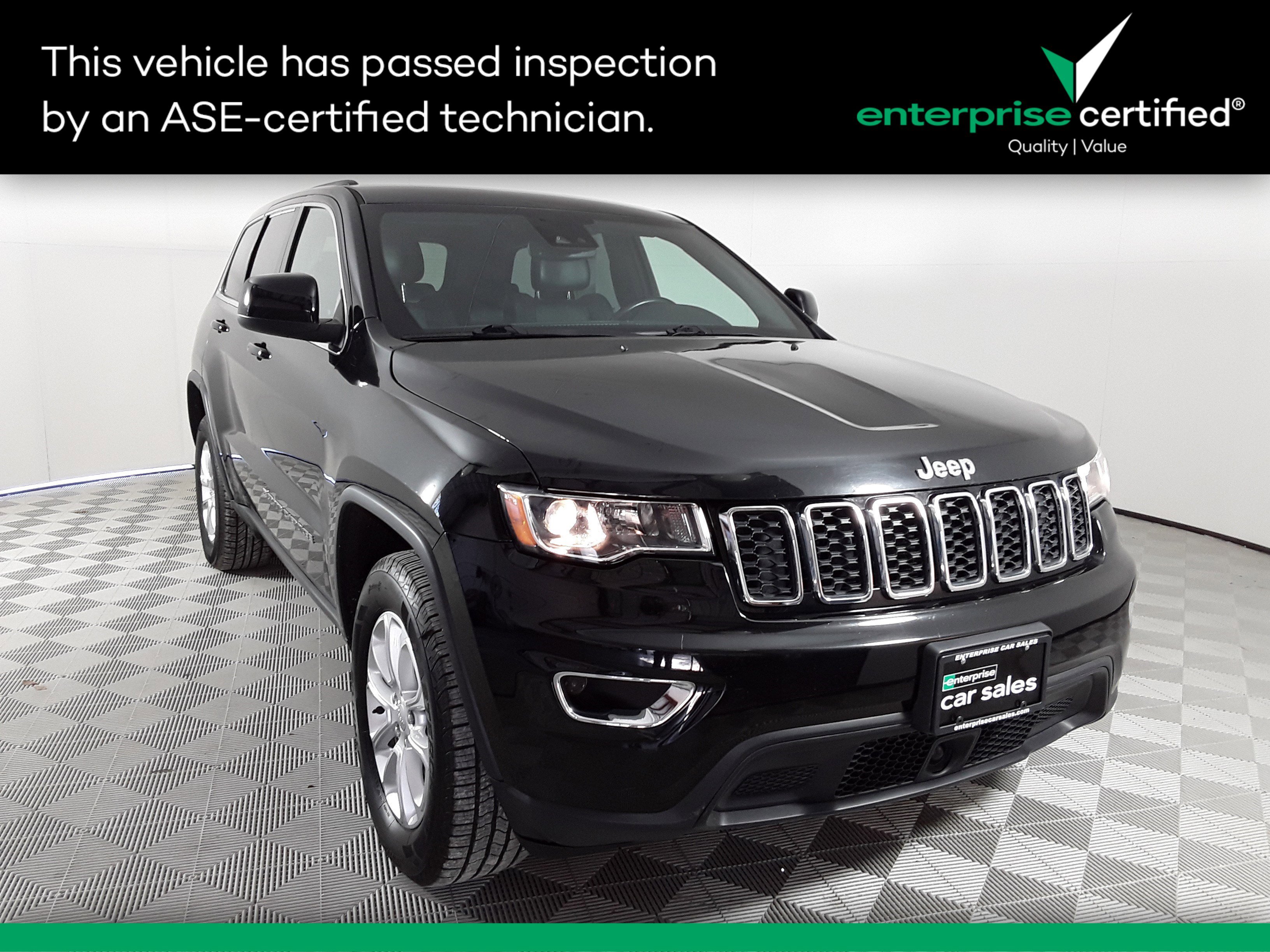 2022 Jeep Grand Cherokee WK Laredo X's photo