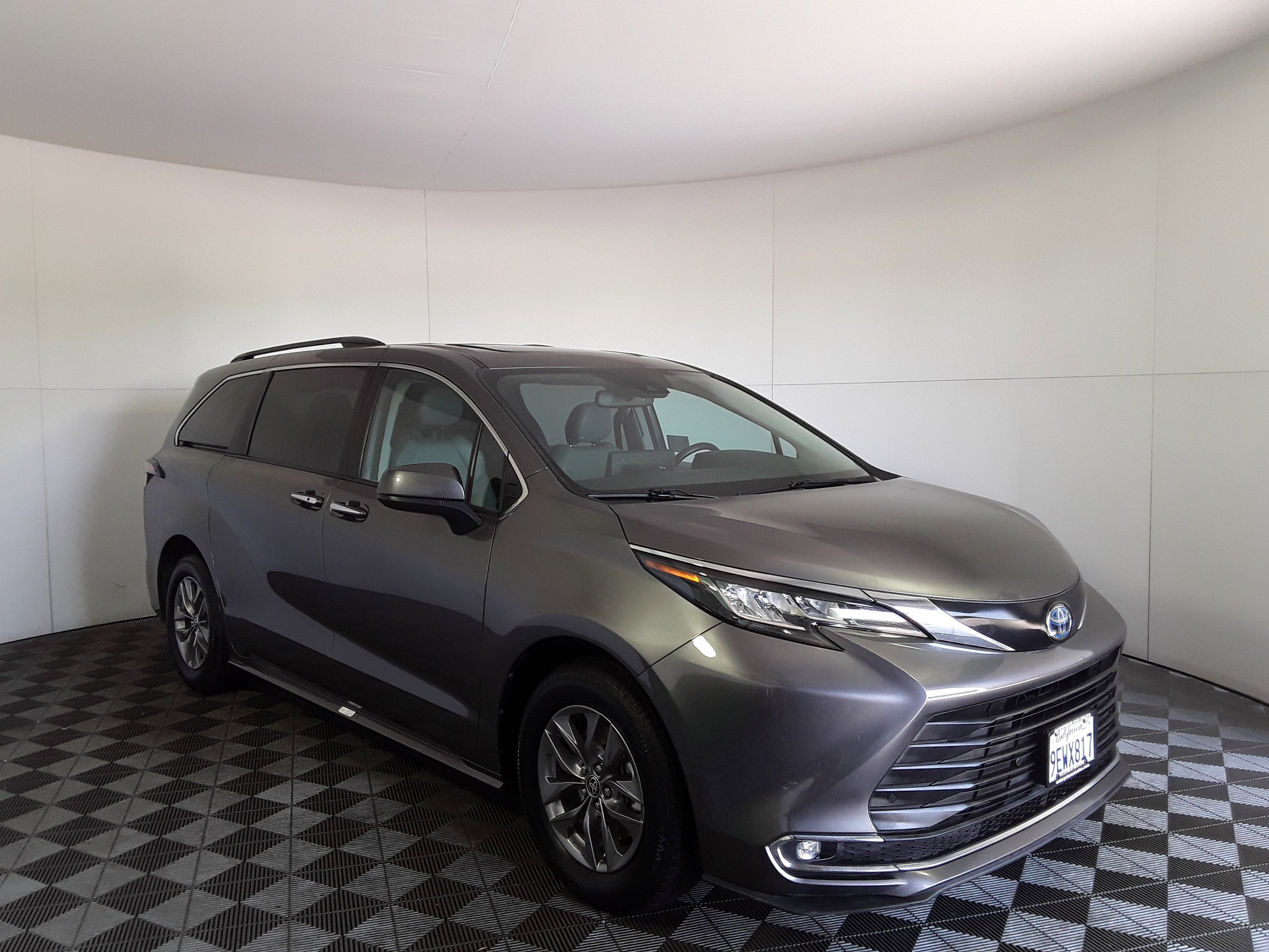 Used 2023 Toyota Sienna XLE FWD 8-Passenger