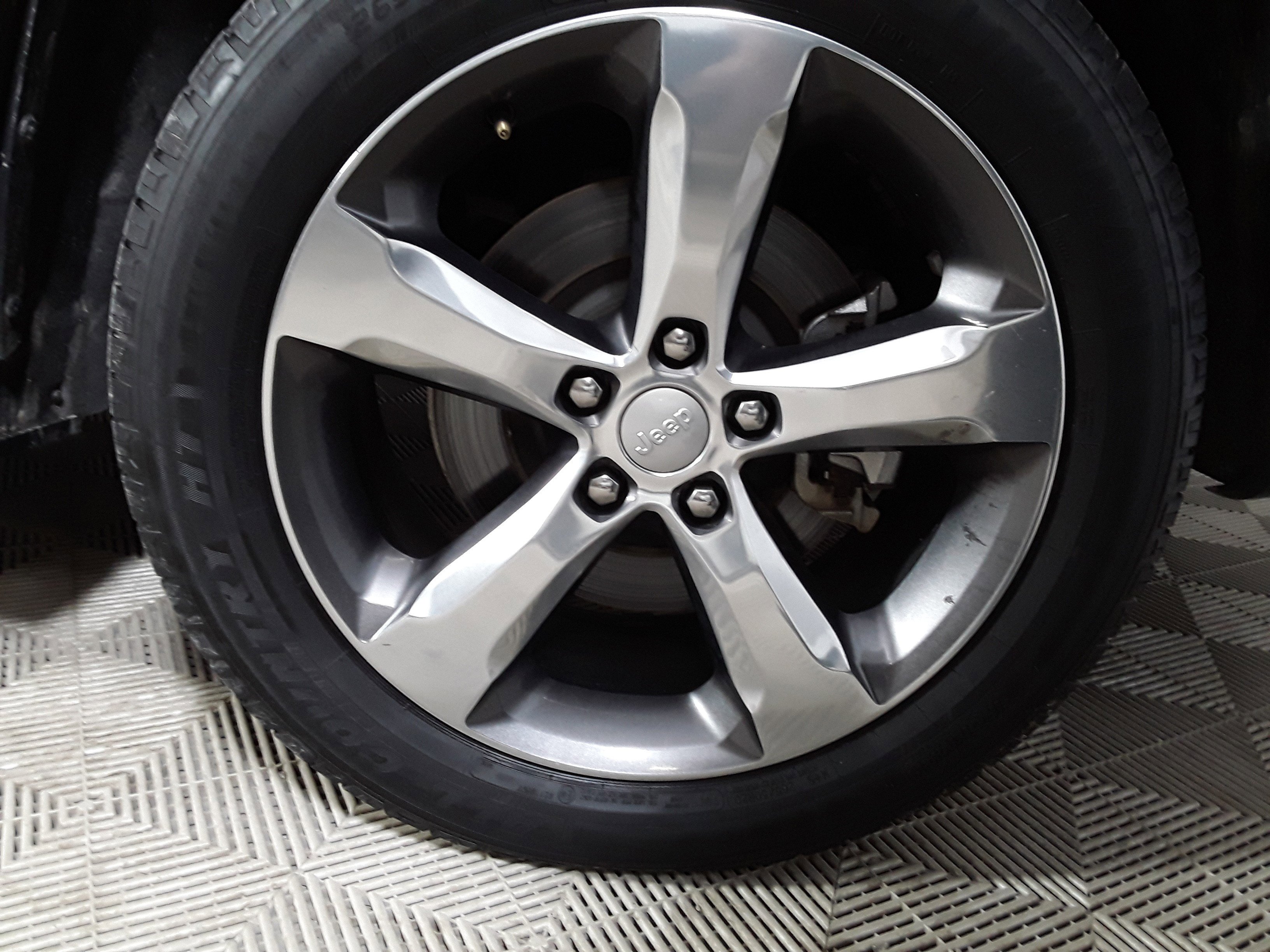 Image 10 of Used 2021 Jeep Grand Cherokee L Limited 4x2