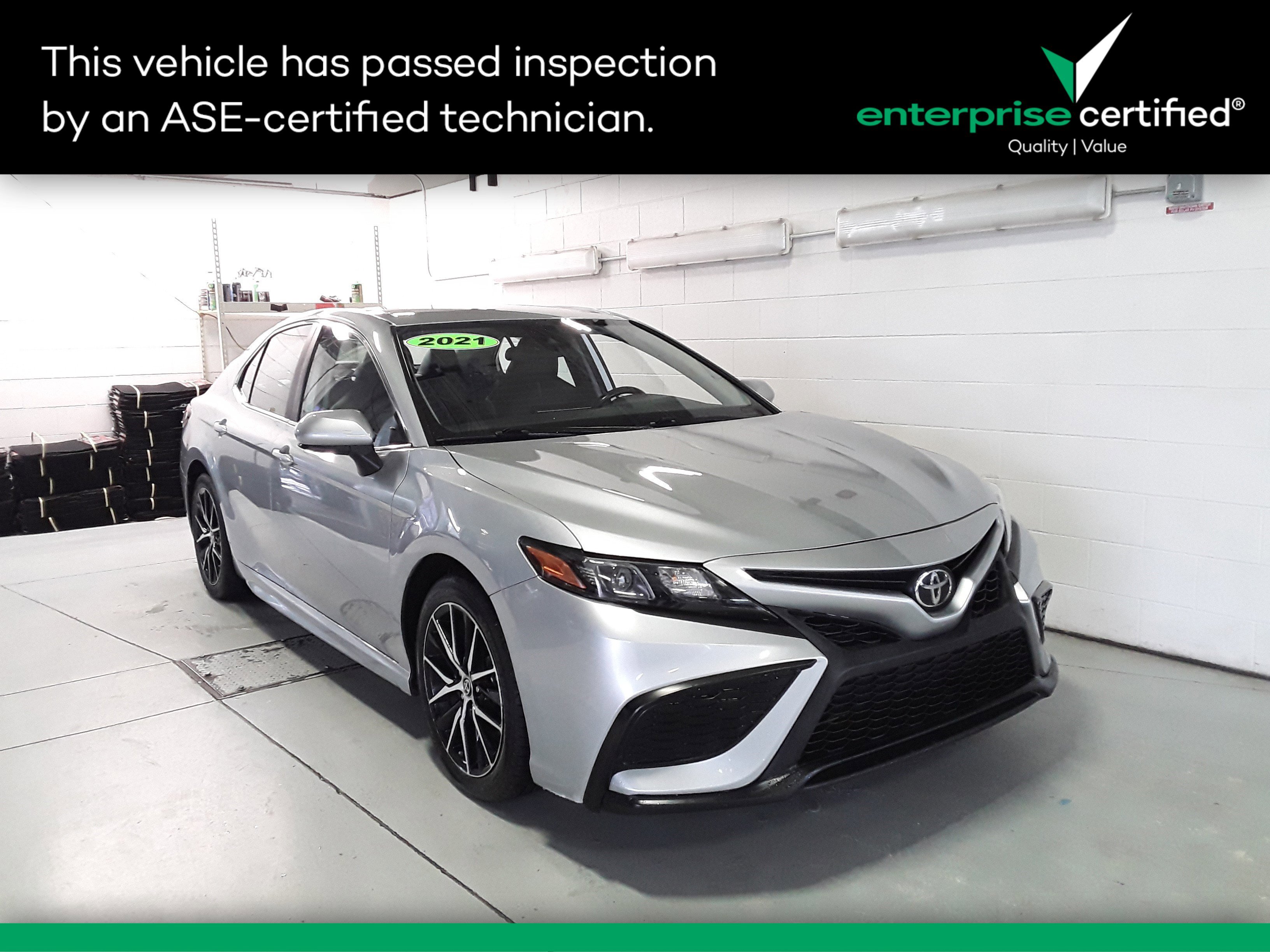 2021 Toyota Camry SE Auto