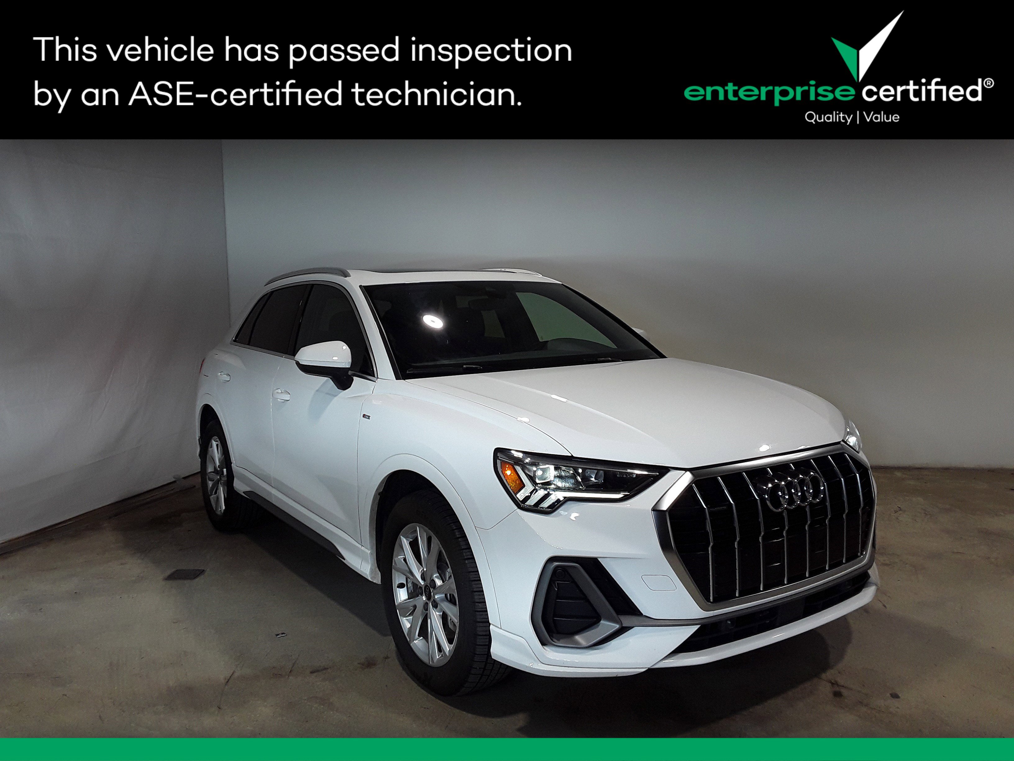 2023 Audi Q3 S line Premium 45 TFSI quattro